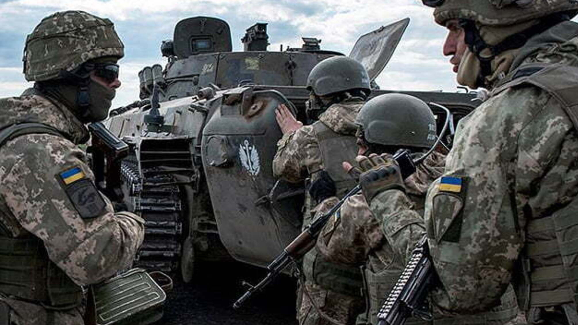 На Донбасі – 11 порушень 'тиші', окупанти гатять із заборонених мінометів