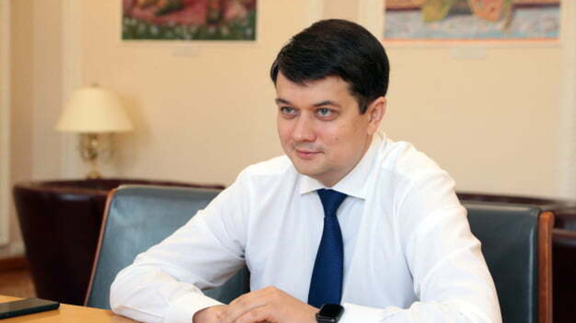 Оцінку керівництву МОЗ можна буде давати, коли Україна впорається з COVID-19 – Разумков