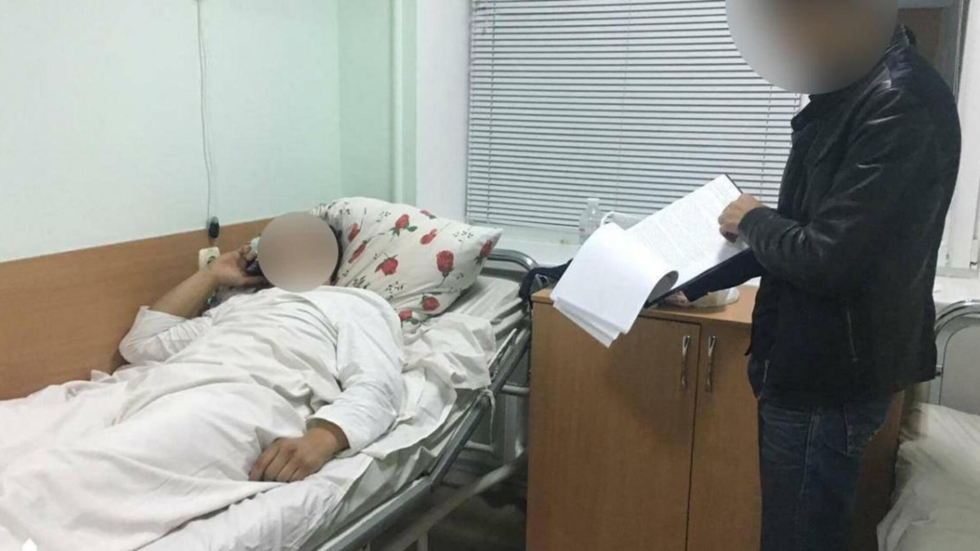 Відвезли на цвинтар, били та вимагали гроші - поліцейські постануть перед судом