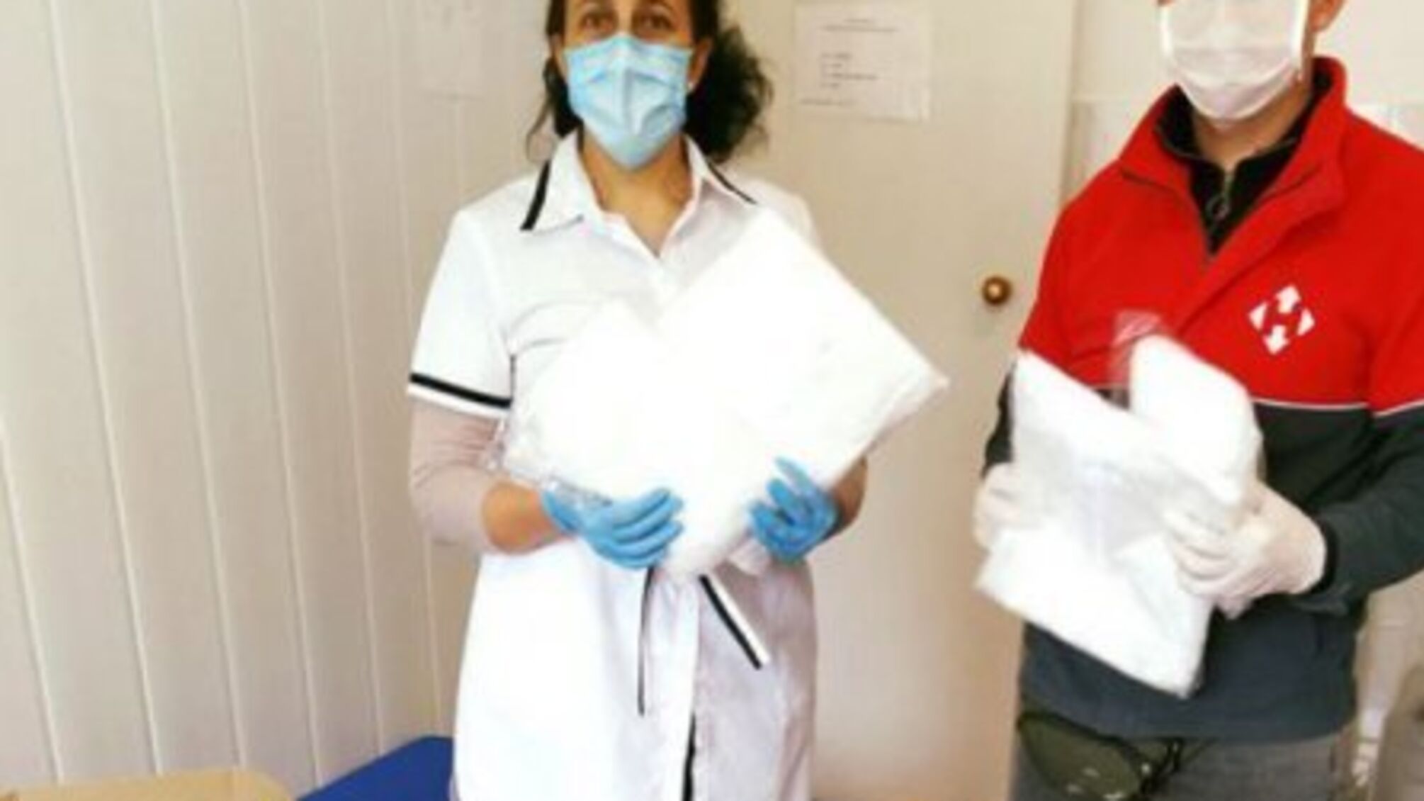 'Нова пошта' відправила лікарям чергові партії гуманітарної допомоги