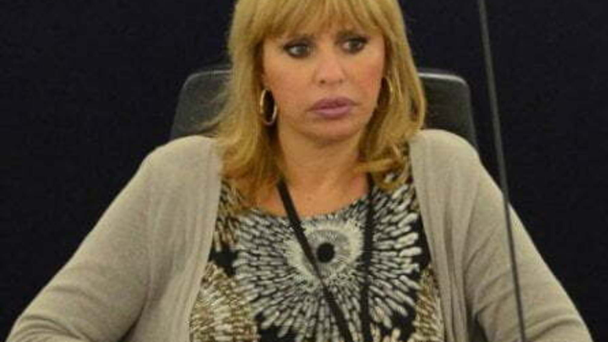 Зеленський зняв санкції з онучки Муссоліні