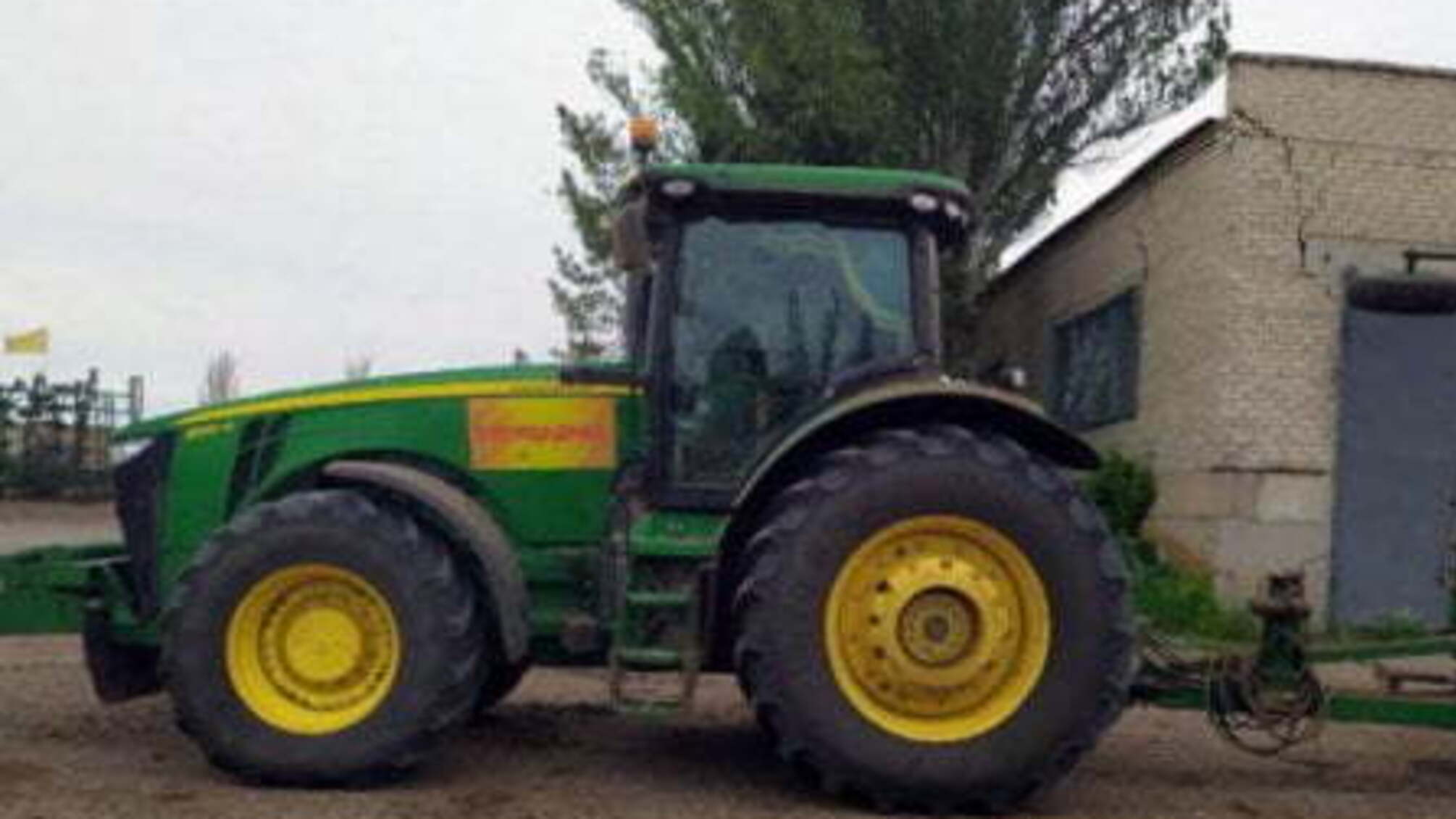На Донеччині трактор підірвався під час земельних робіт