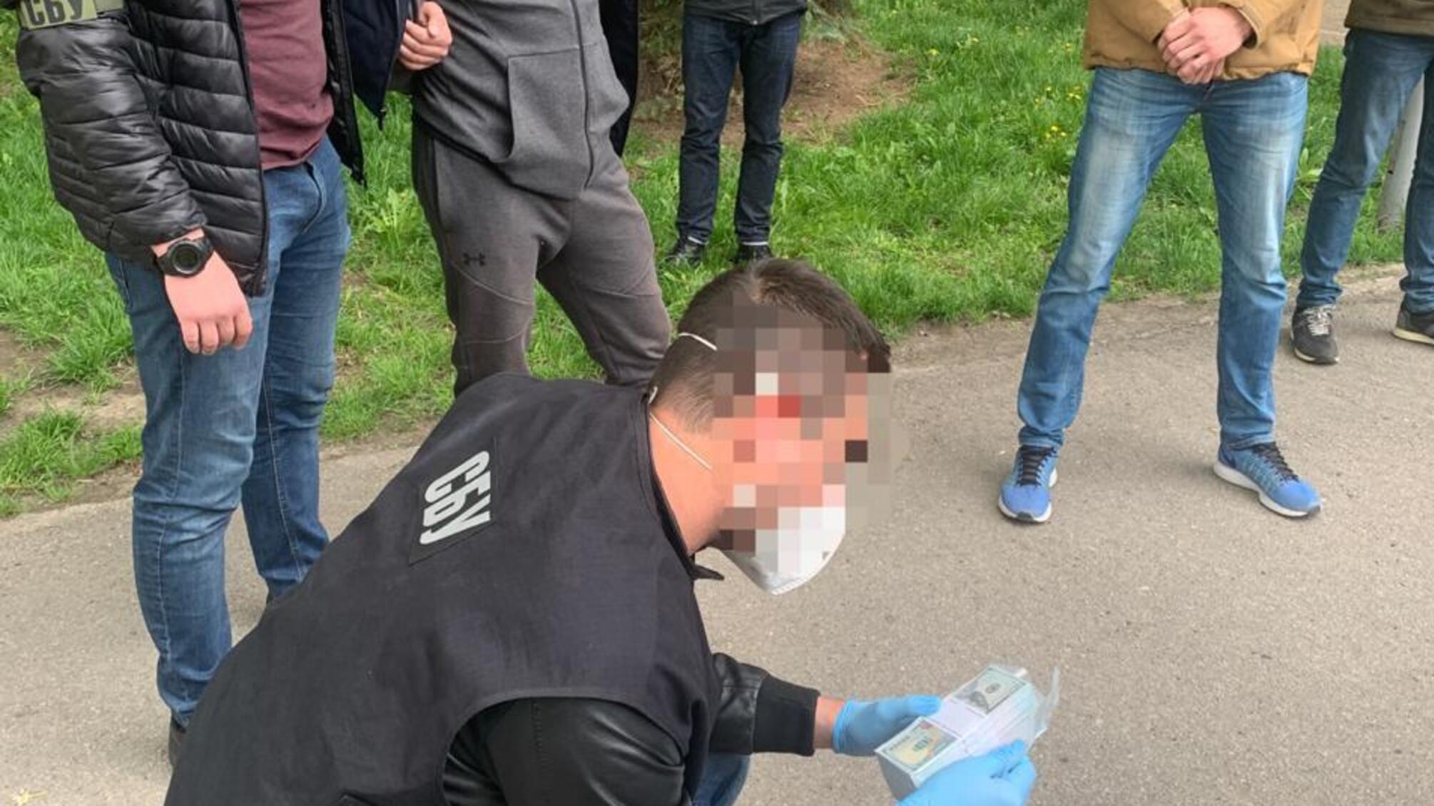 На Полтавщині правоохоронці викрили депутата райради на хабарі у 160 000 доларів США