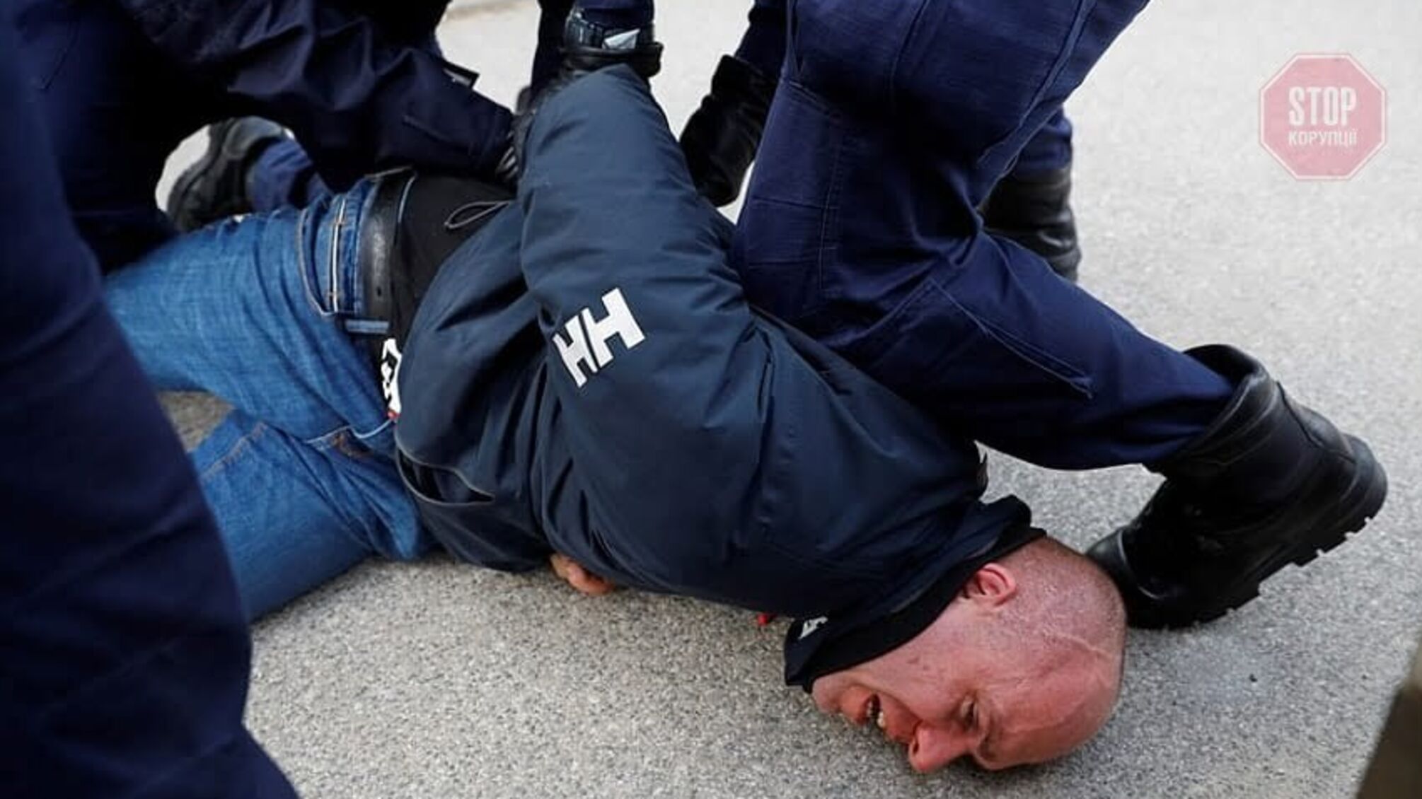 У Польщі поліція розігнала демонстрацію, застосувавши сльозогінний газ – подробиці