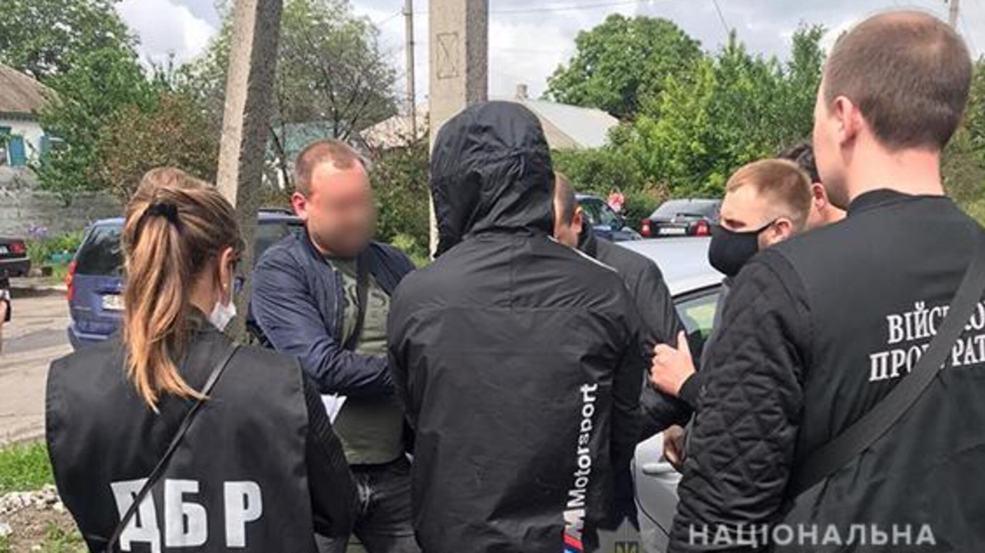 У Дніпрі внутрішня безпека поліції затримала посадовця поліції за хабарництво