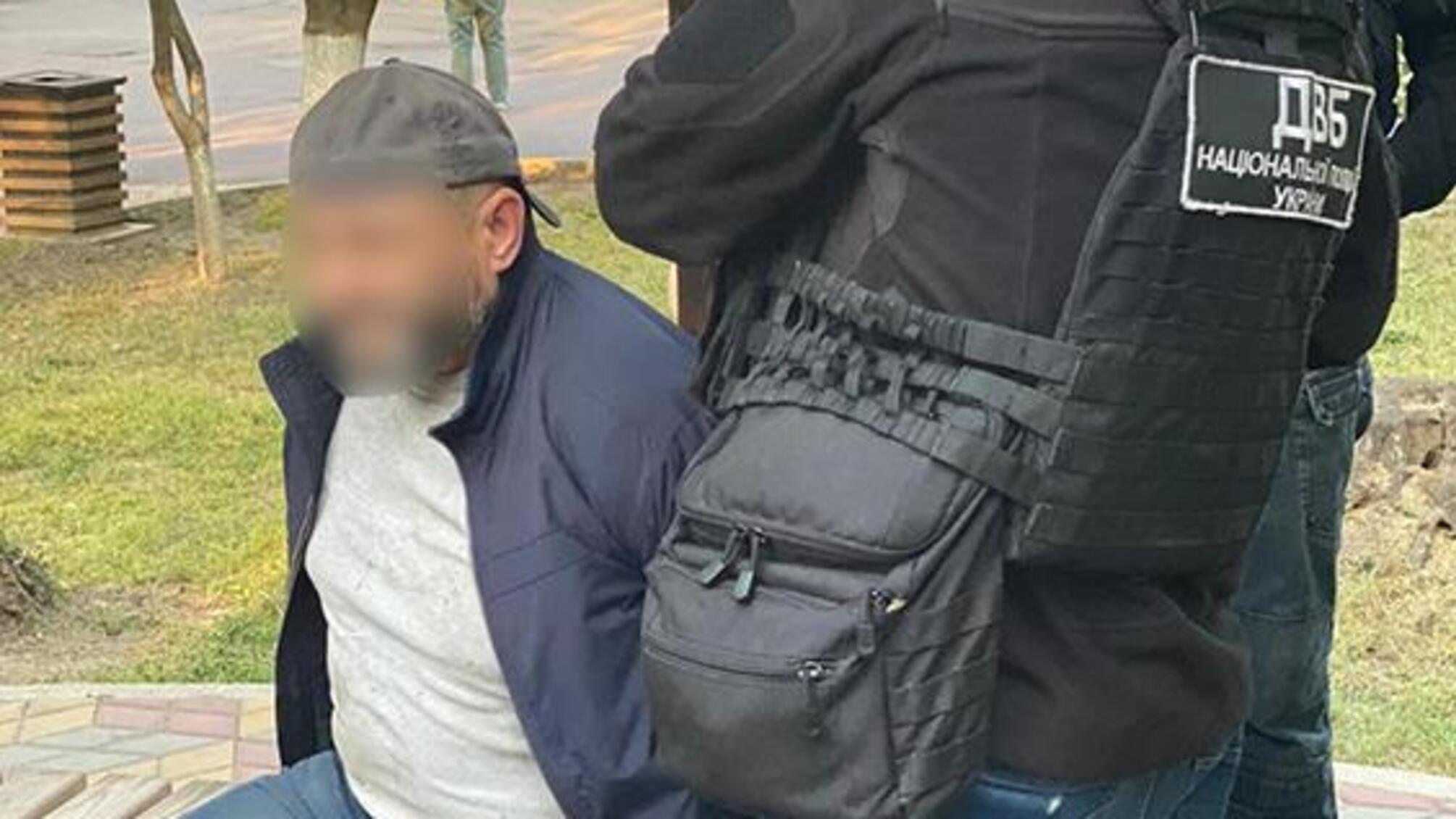 В Одеській області поліція затримала організатора групи «чорних» рієлторів