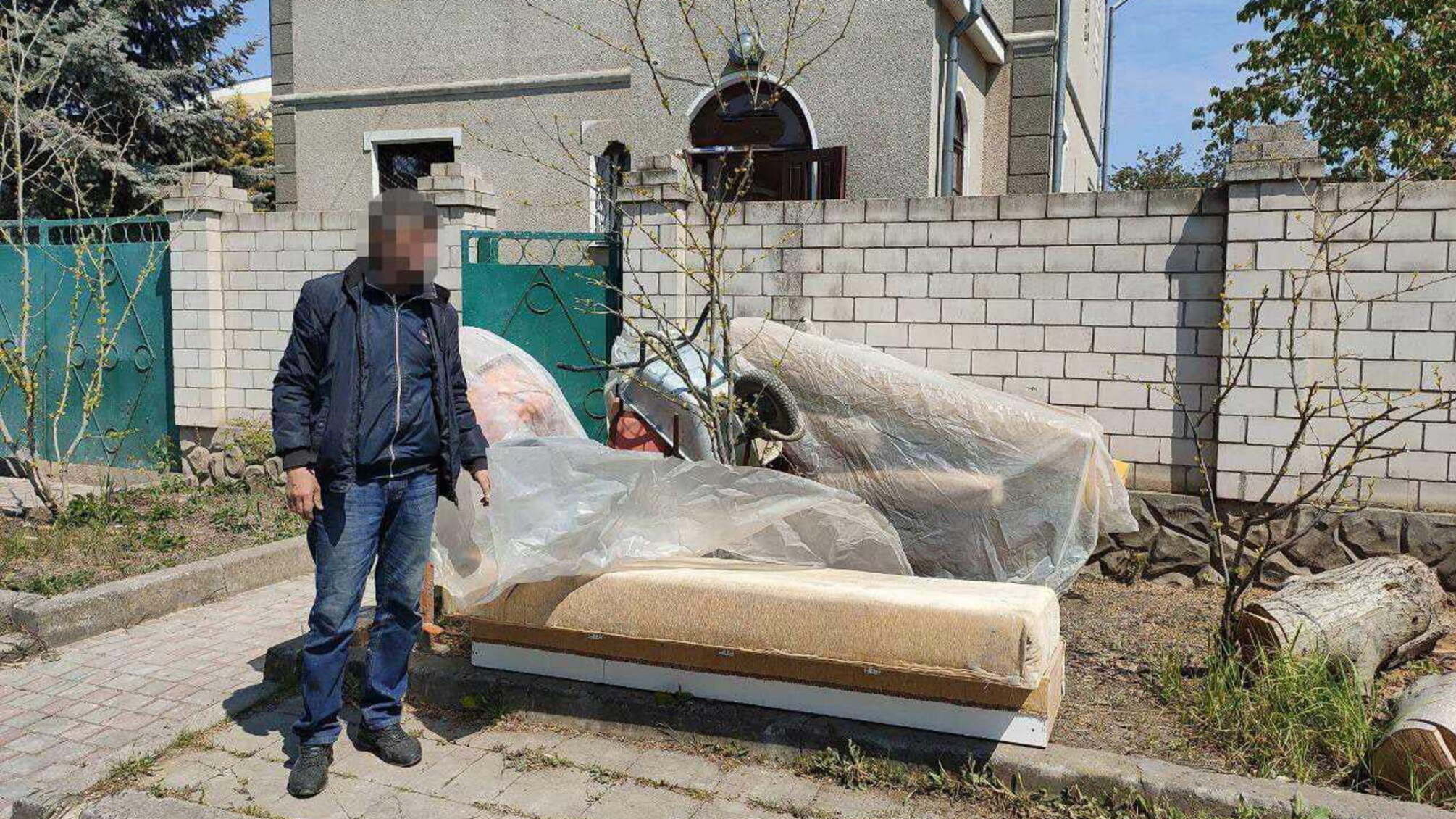 Поліцейські викрили 52-річного містянина у крадіжці майна з гаража жительки Малиновського району