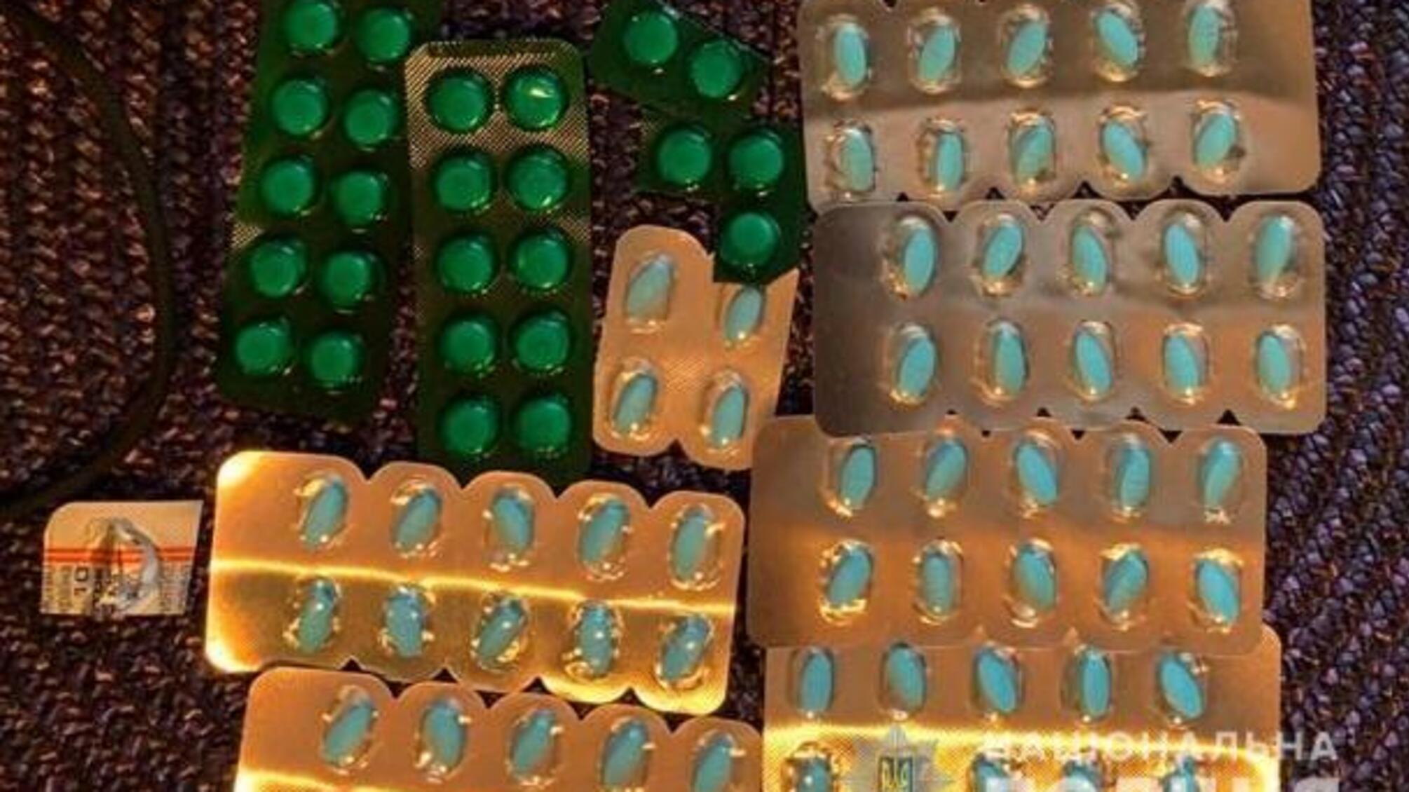 У Львові поліцейські затримали жінку - організатора збуту наркотичного засобу «метадон»