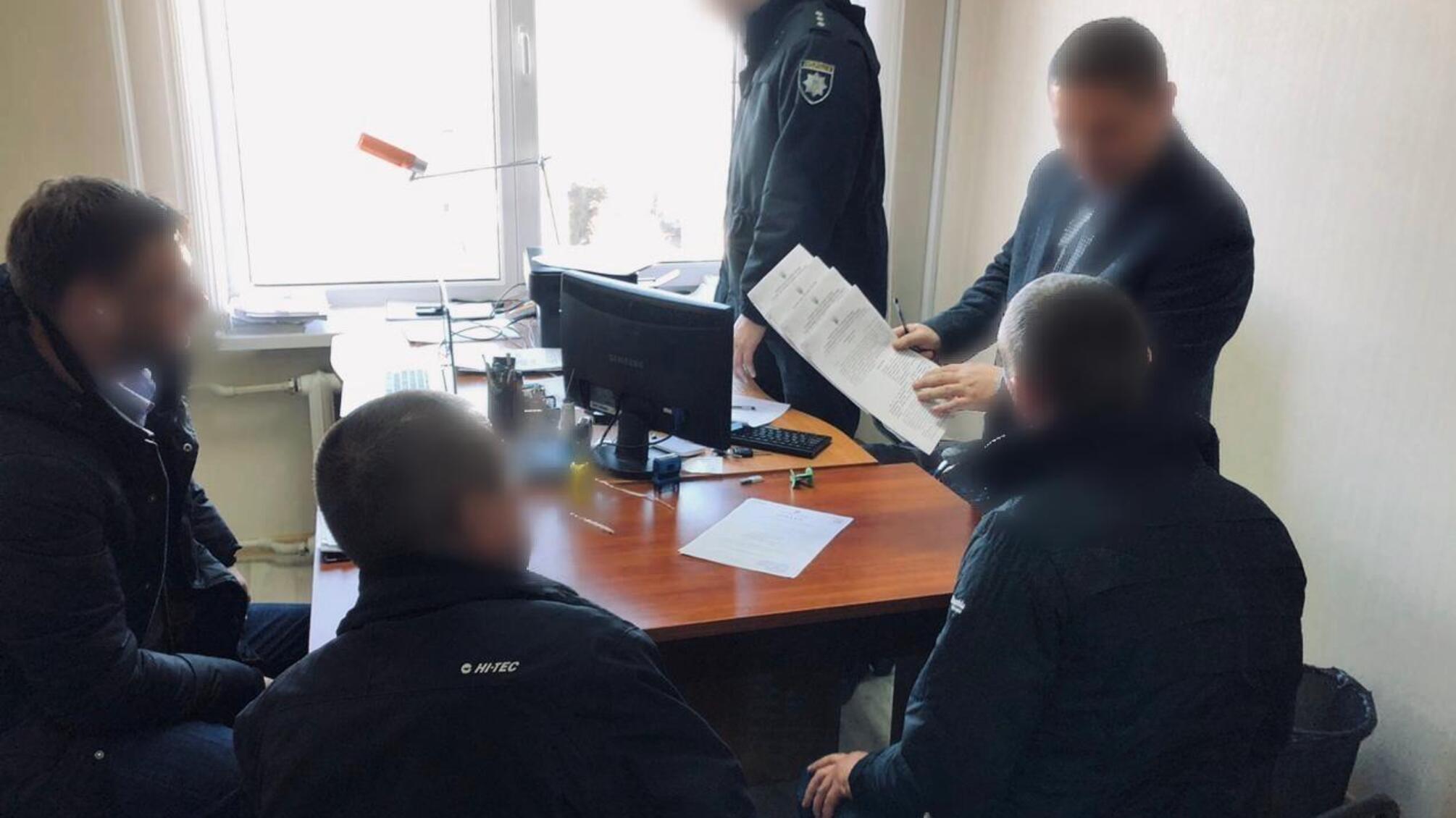 Слідчі поліції Криму скеровали до суду обвинувальні акти відносно осіб, причетних до вимагання грошей та незаконного заволодіння авто