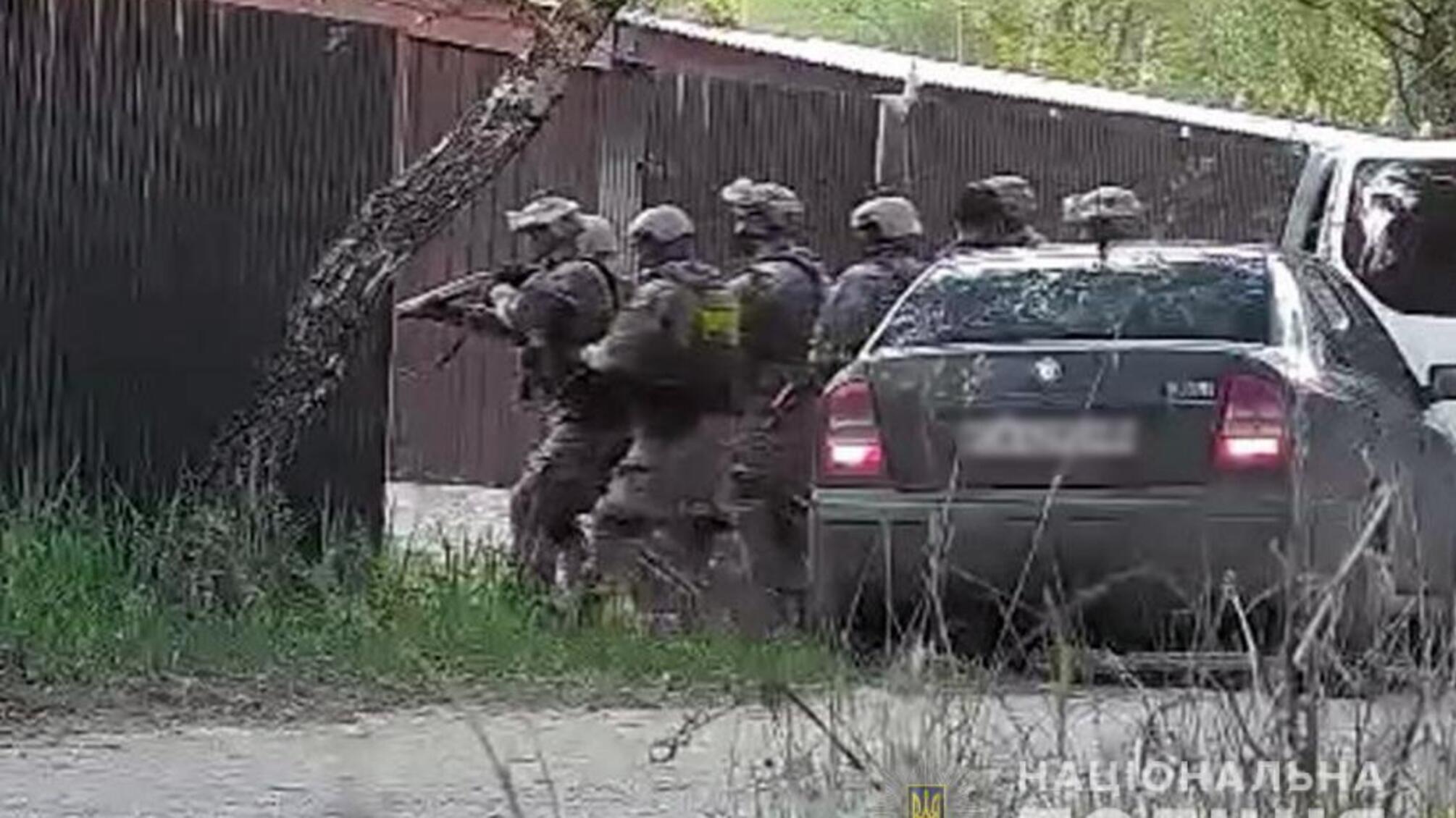 Поліція Черкащини затримала колишнього правоохоронця і його спільників, які займалися незаконним рибним промислом