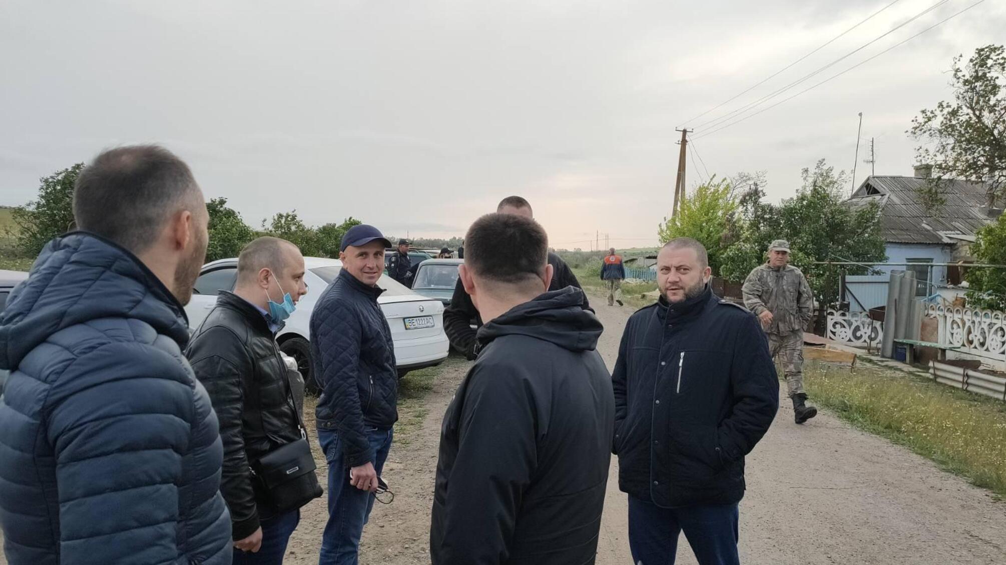 Поліцейські Миколаївщини знайшли трирічного хлопчика, який на біговелі відійшов від дому на чотири кілометри