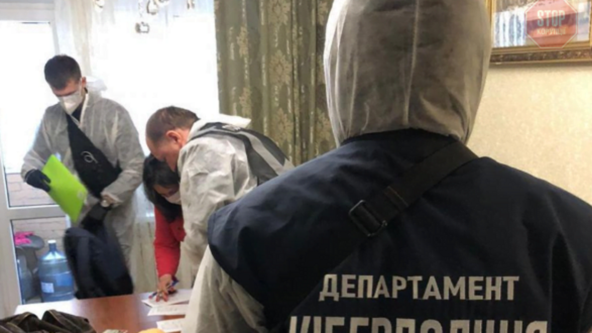 Earned over UAH 3 million in the pandemic: Cyberpolice detained scams (PHOTOS, videos)