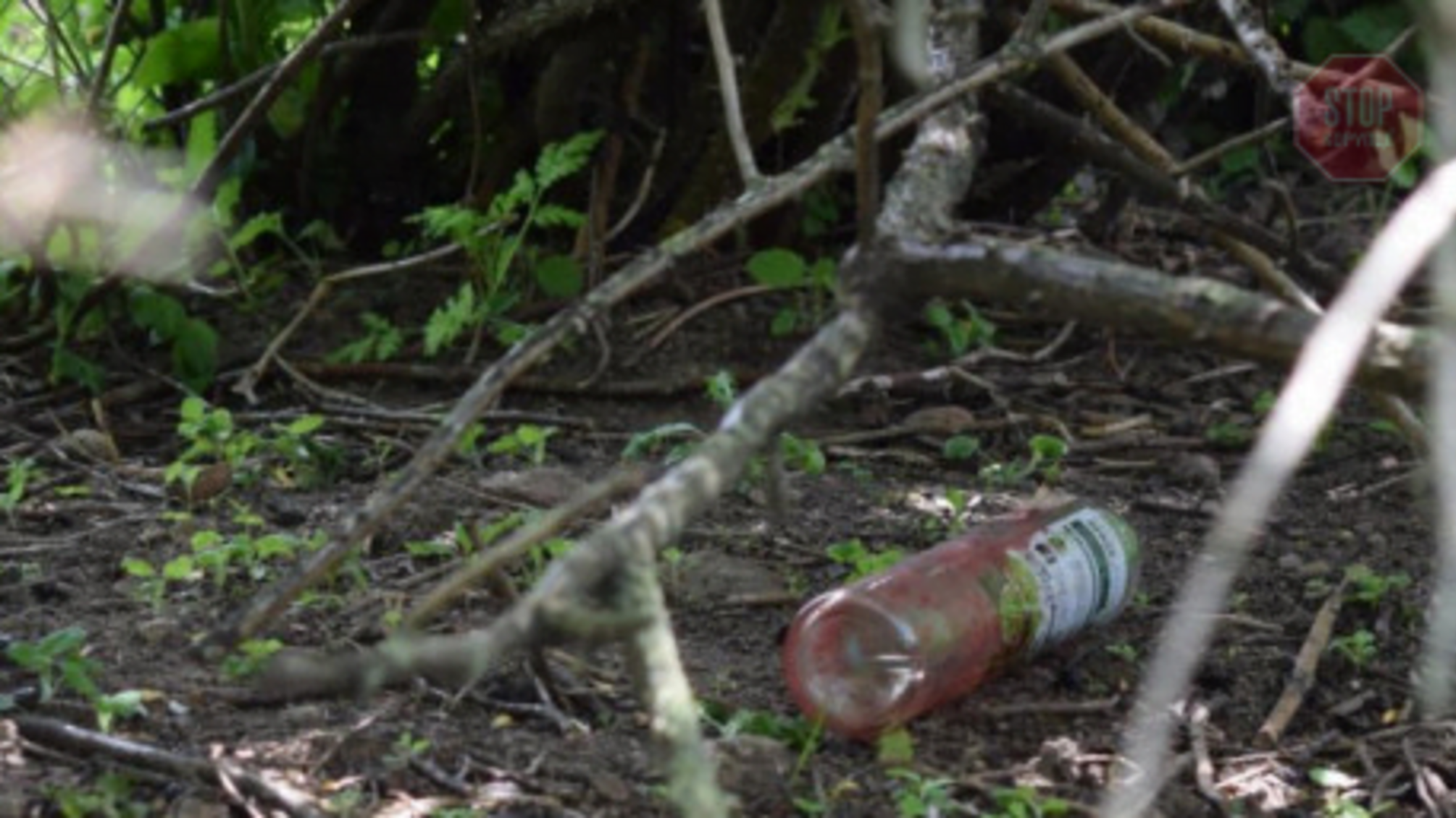 На Вінниччині чоловік вбив знайомого скляною пляшкою (фото)