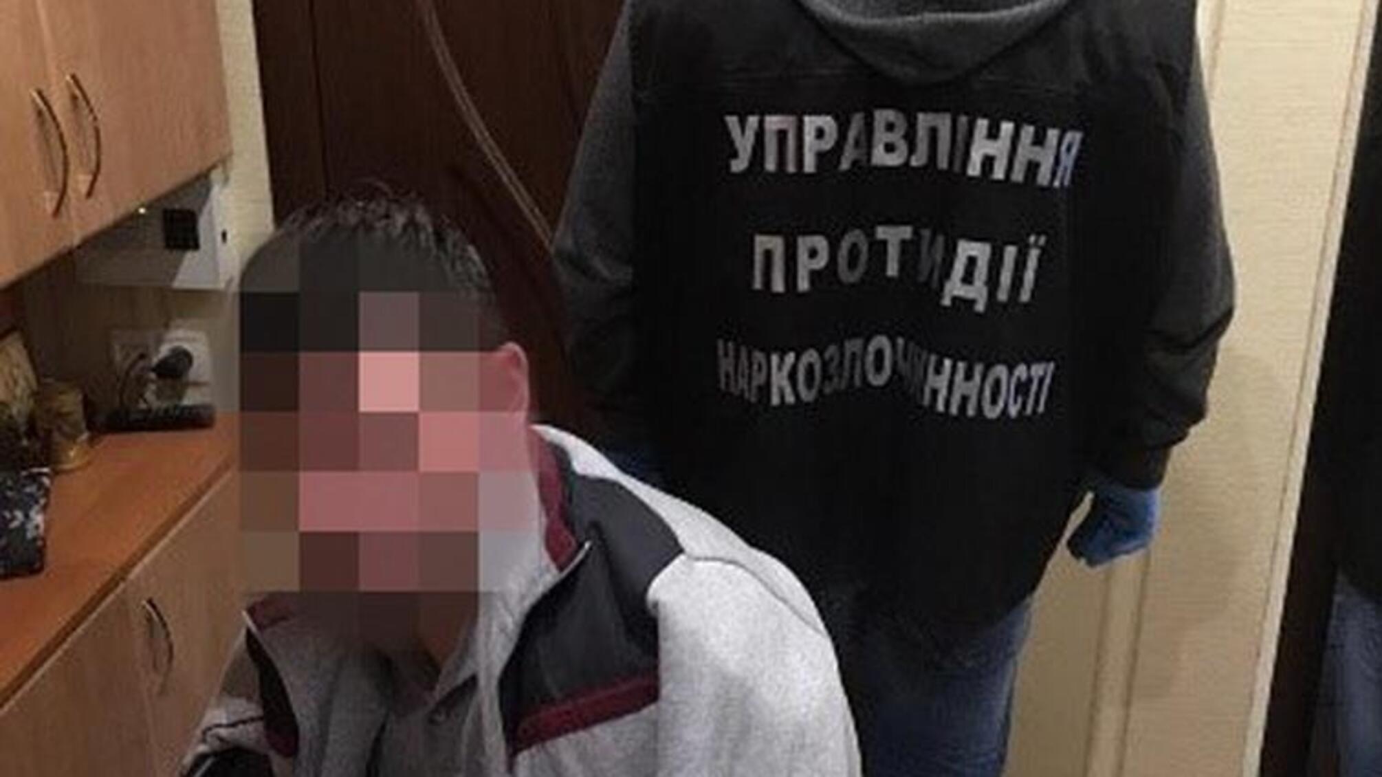 На Луганщині поліція викрила злочинну групу, яка виготовляла та збувала амфетамін