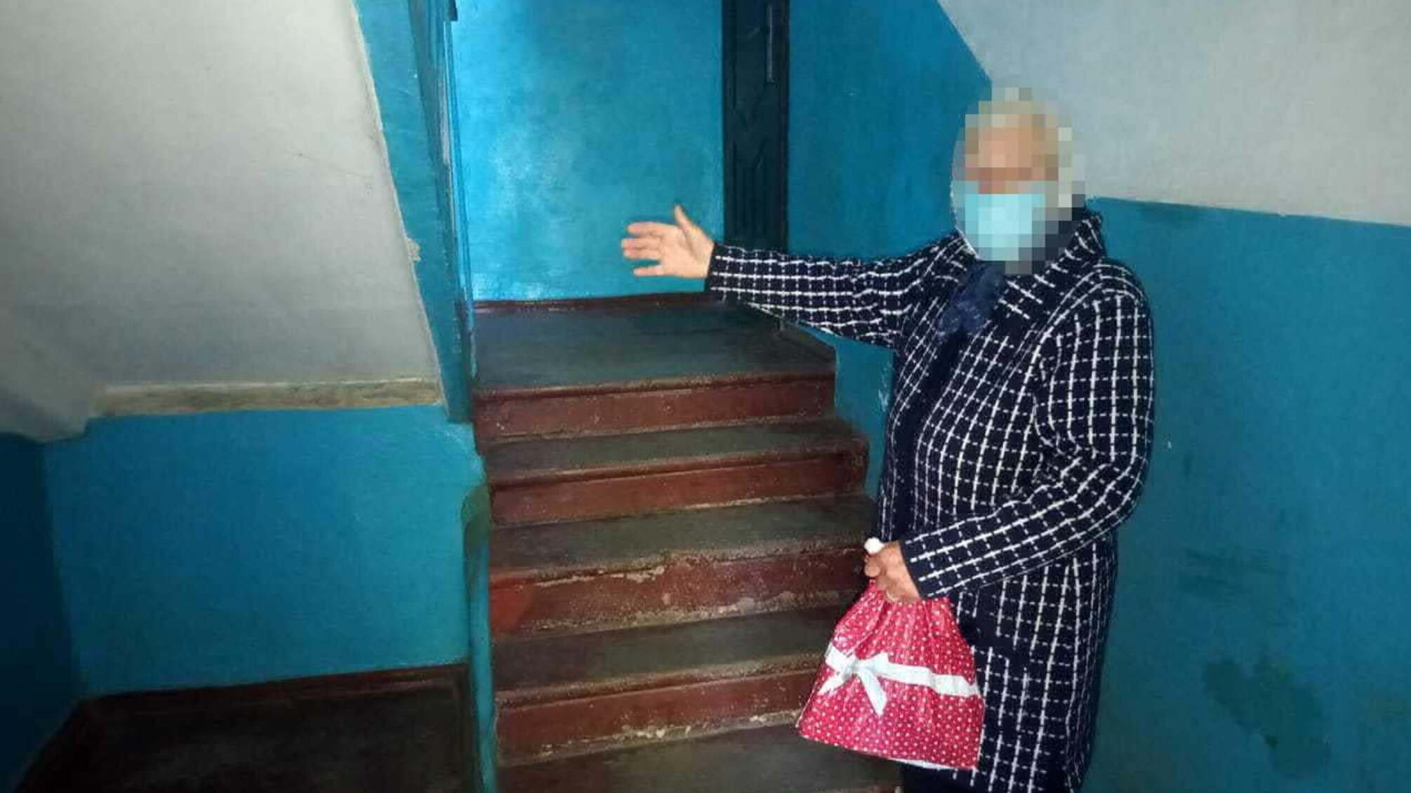 В Подільську поліцейські затримали місцеву мешканку, яка пограбувала 85-річну бабусю