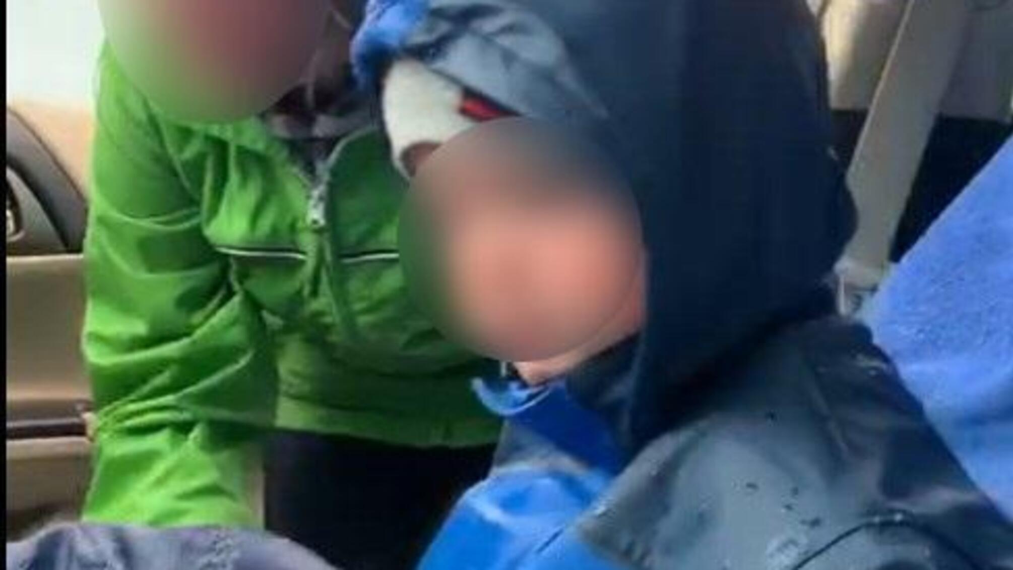 На Київщині поліцейський в позаробочий час знайшов хлопчика, який загубився