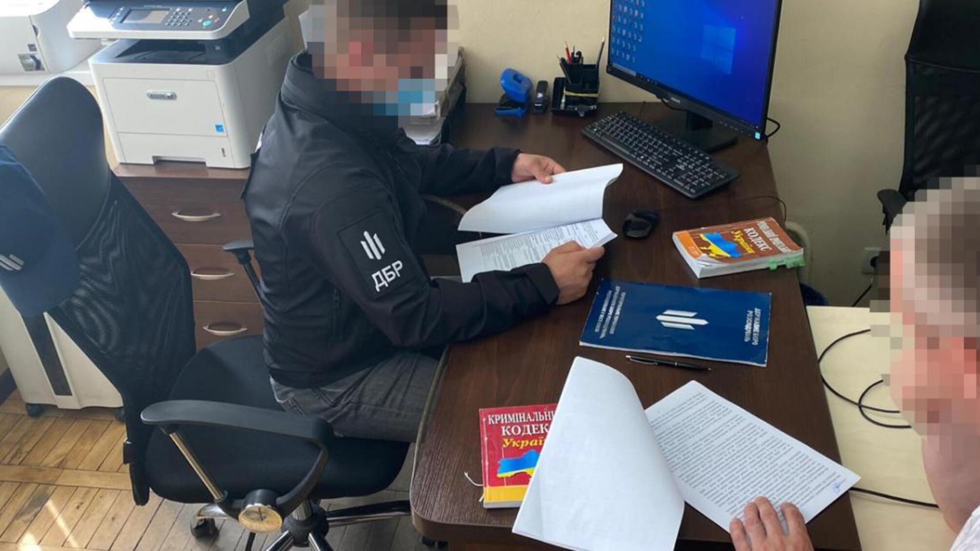 Понад 2,7 мільйонів гривень збитків через збут радіоактивного металобрухту - ДБР повідомило про підозру високопосадовцю