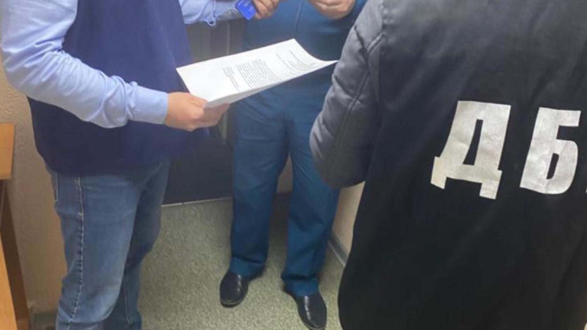 Майже 400 000 гривень збитків державі під час ремонту службових приміщень – ДБР повідомило про підозру