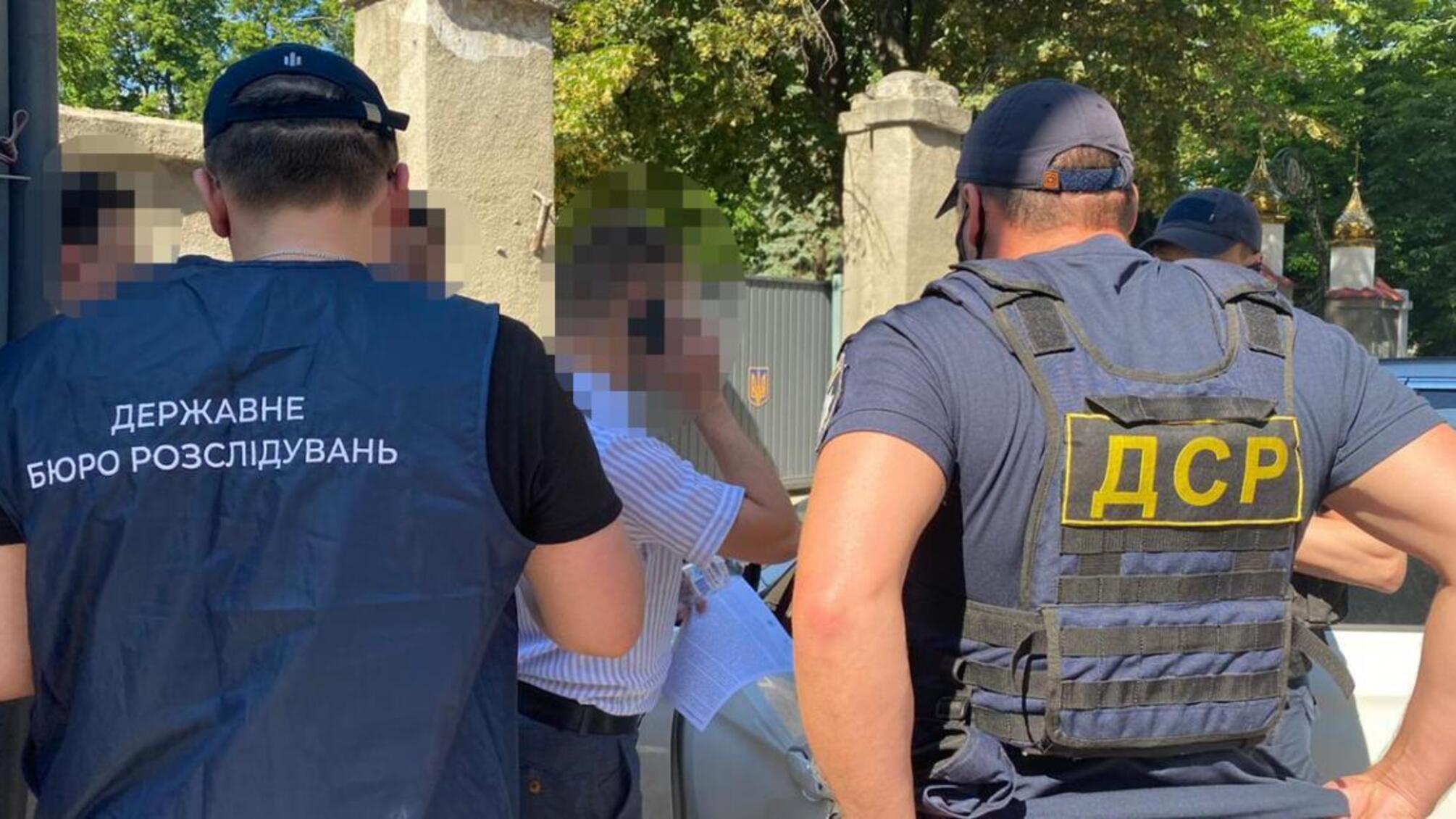 Систематичні хабарі на суму понад 10 000 доларів США – ДБР, ДСР, ОГП та СБУ викрили прокурора