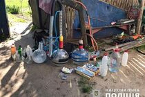 На Київщині правоохоронці затримали групу торгівців амфетаміном та ліквідувала 3 нарколабораторії (фото)