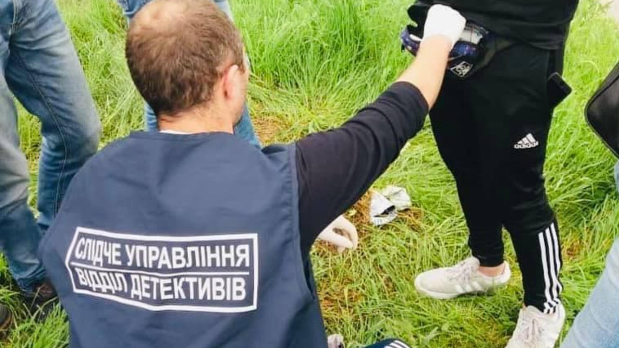 На Прикарпатті правоохоронці припинили діяльність наркоугруповання