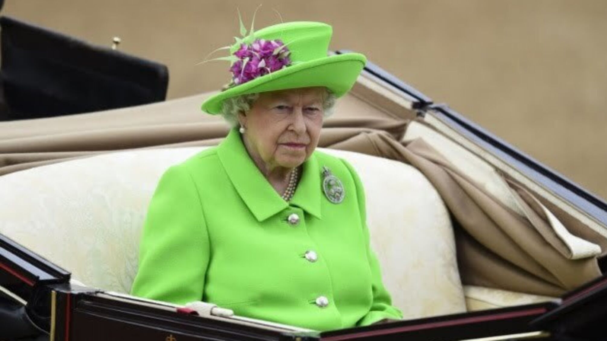 Парад до дня народження Єлизавети ІІ скасували вдруге за час її правління