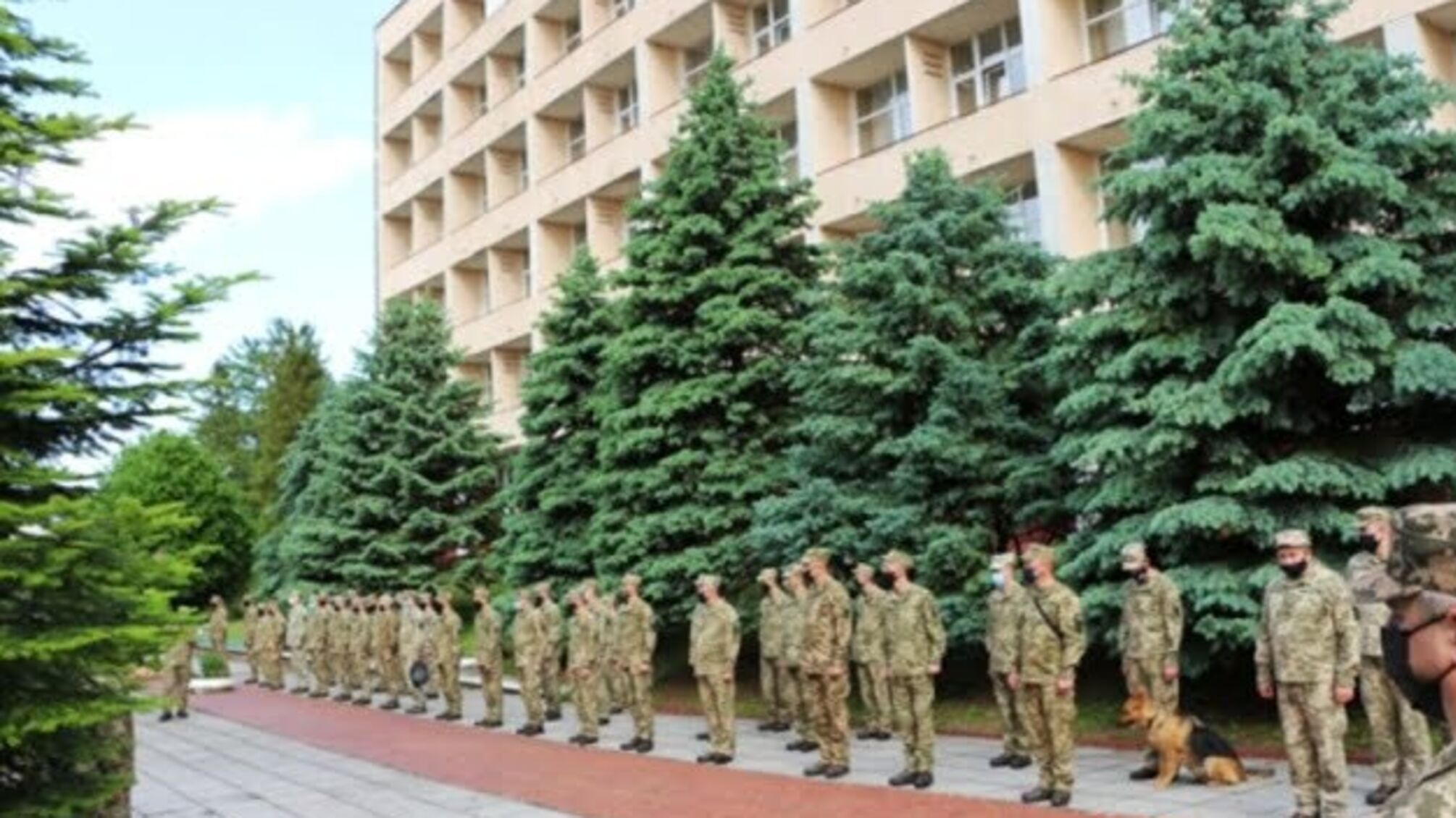 Українські миротворці завершили обсервацію у Трускавці та вилетіли за кордон для нової місії - ЗМІ