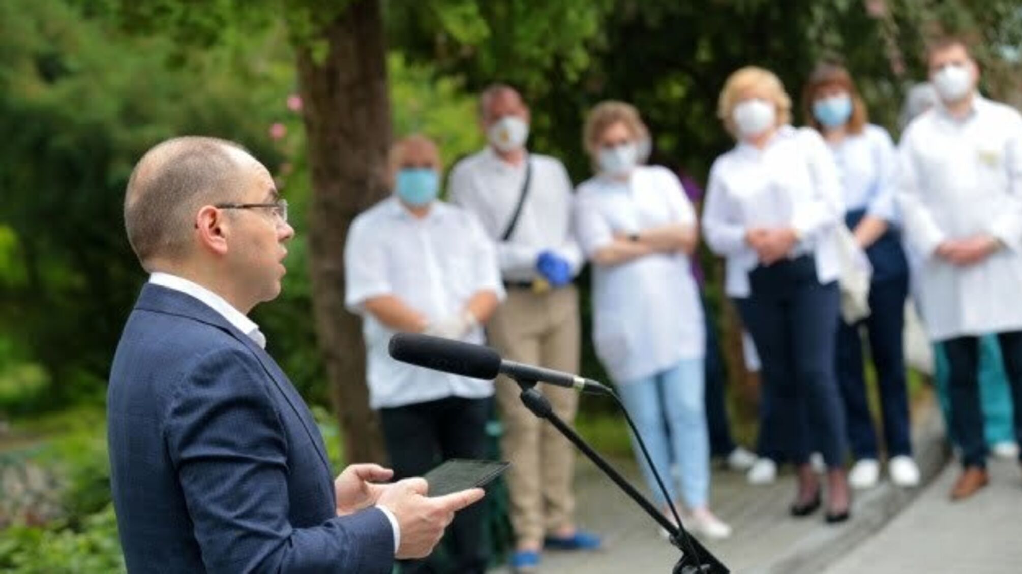 Лікарні Львівщини заповнені хворими на COVID-19 в середньому на 38%