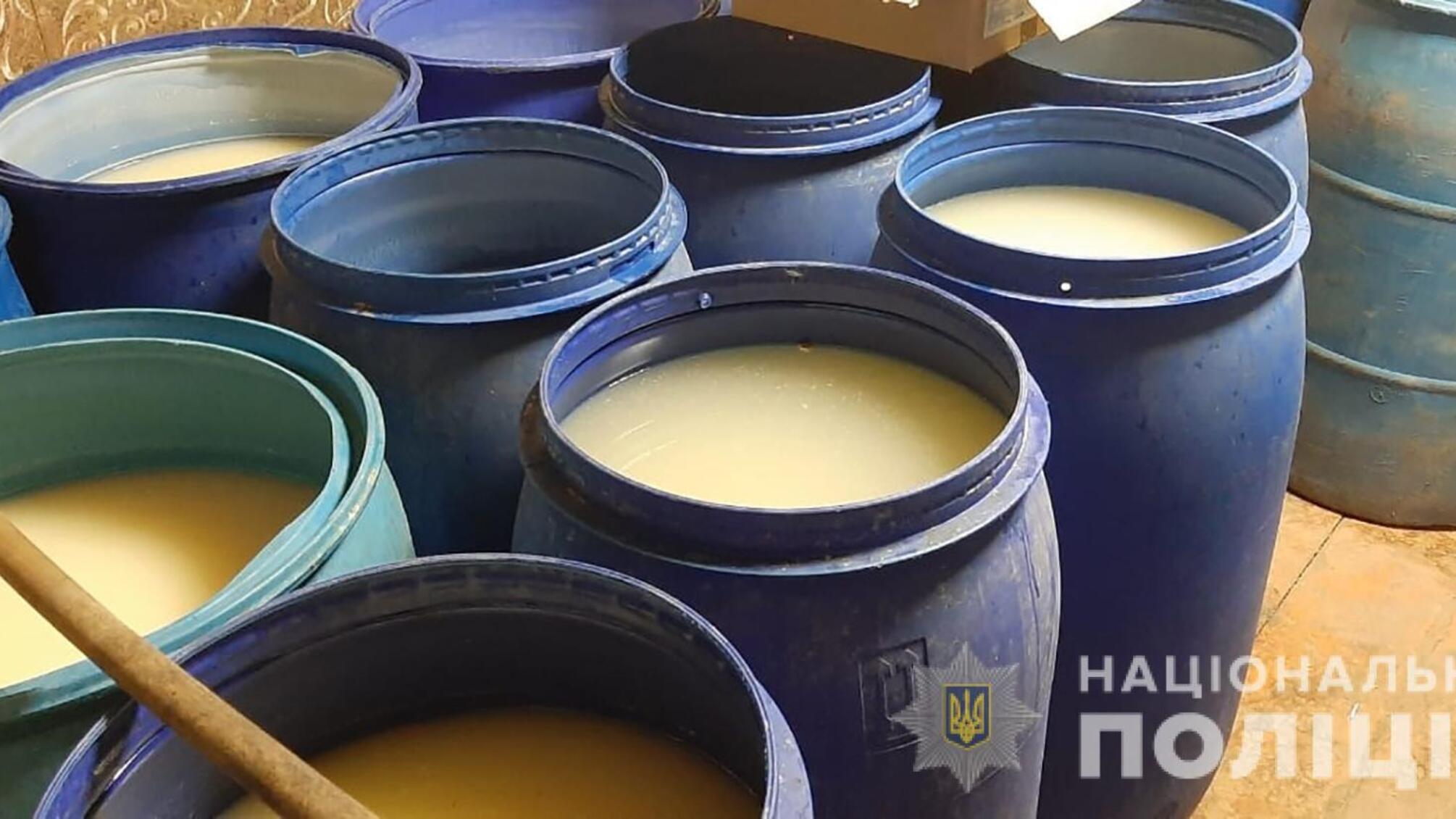 У Запоріжжі поліцейські вилучили з незаконного обігу спирт на мільйон гривень