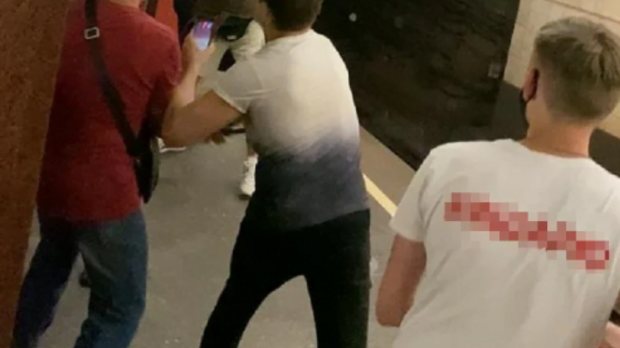 На одній зі станцій київського метро сталася бійка