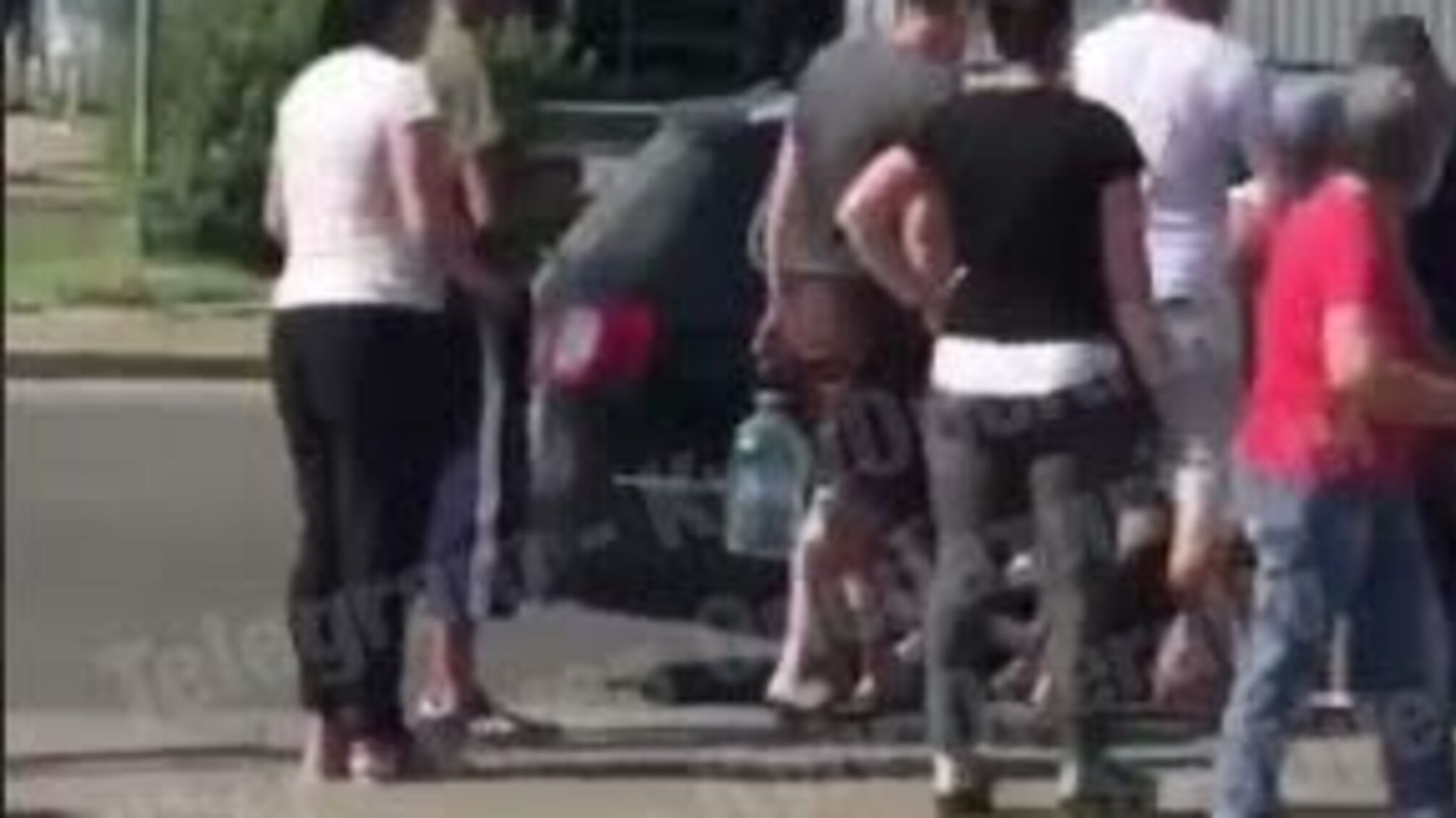 У столиці ДТП призвела до бійки, стрілянини та крадіжки (відео)