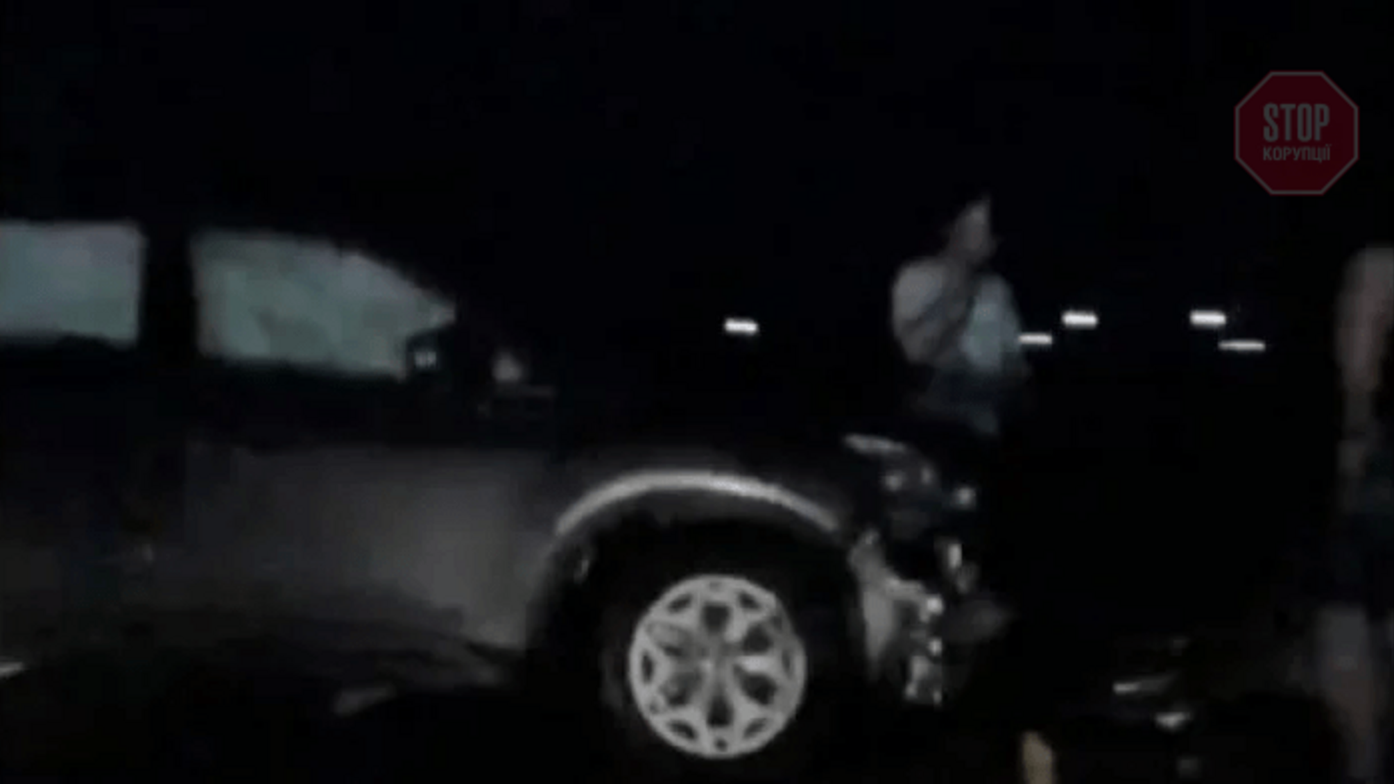 На Закарпатті правоохоронець на своїй автівці збив на смерть двох людей на мотоциклі