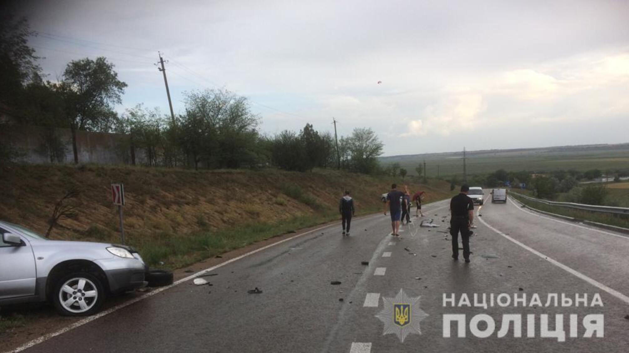 Поліцейські встановлюють обставини ДТП на трасі Одеса-Рені, в якій травмовано жінку