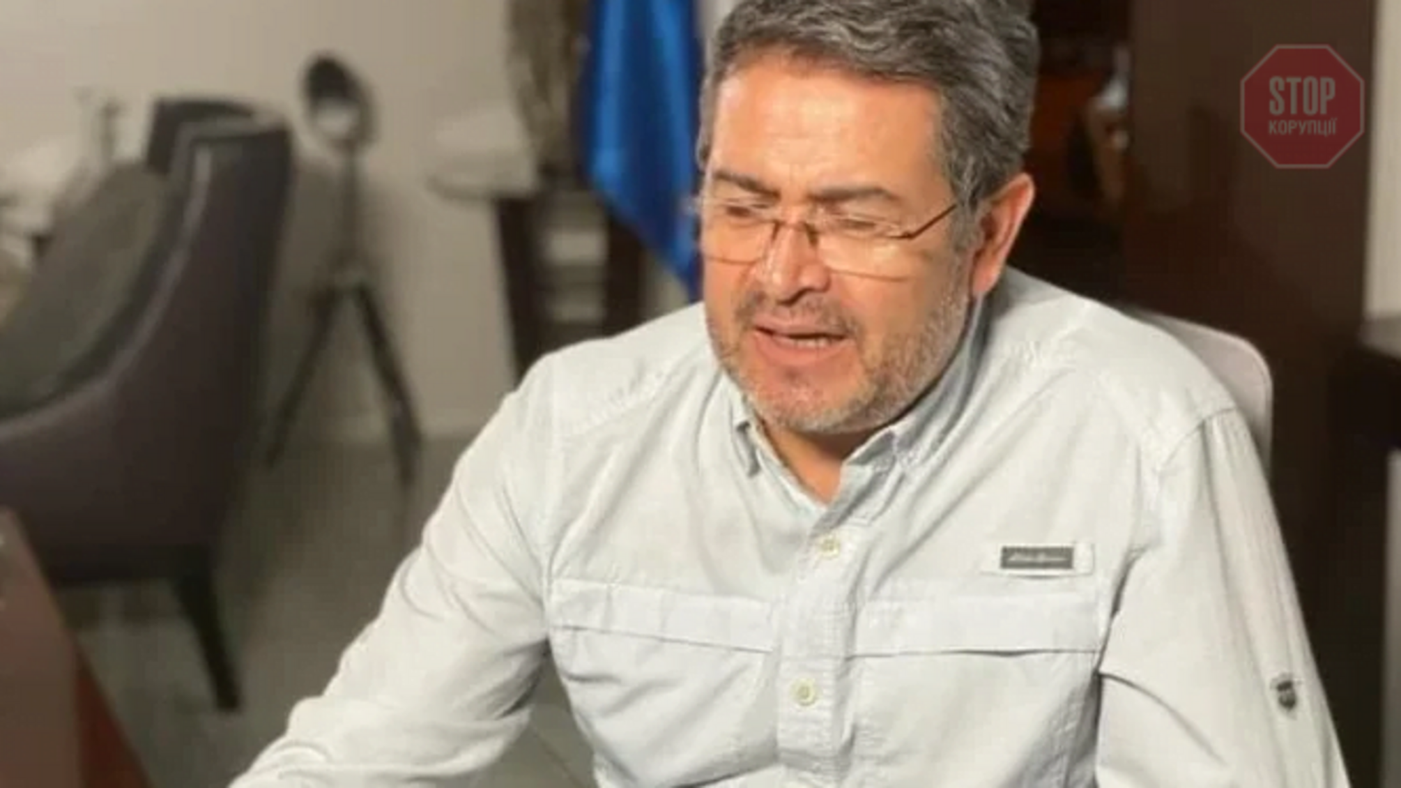 Президент Гондурасу і його дружина інфікувалися COVID-19