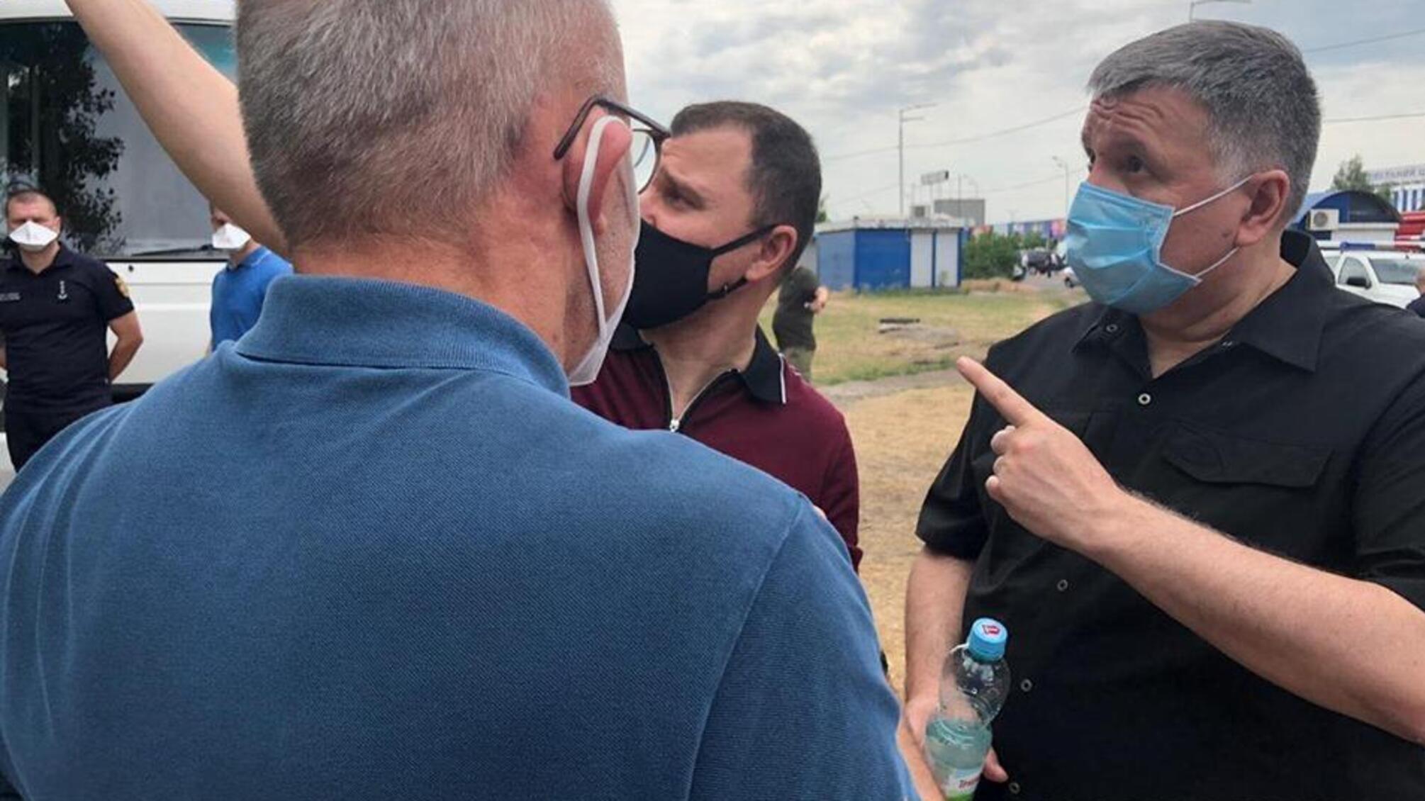 Арсен Аваков: Правоохоронці розглядають дві робочі версії вибуху багатоповерхівки у Києві