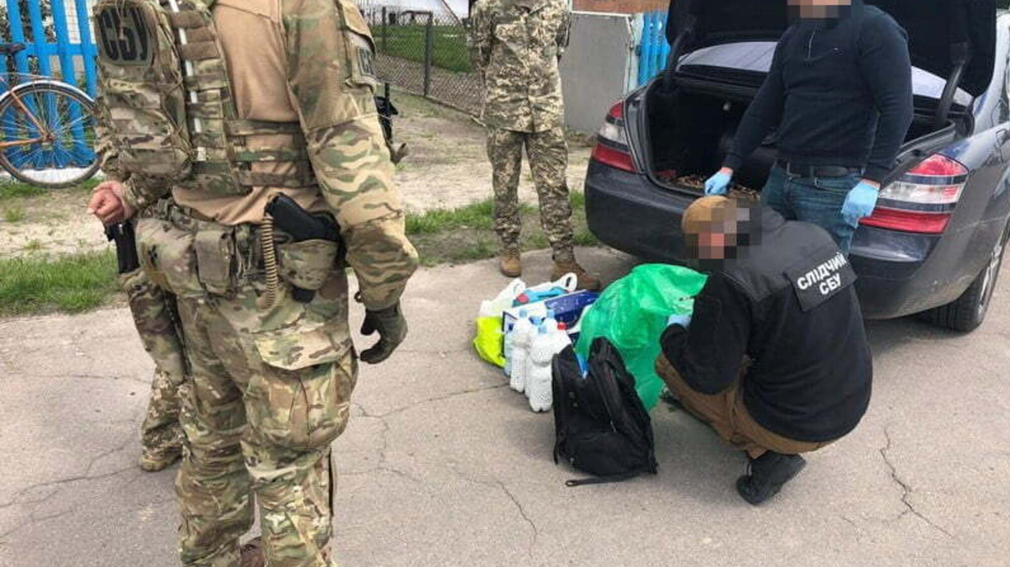 СБУ затримала подружжя наркокур`єрів з Рівненщини під час контрабанди прекурсорів на 3 мільйони гривень