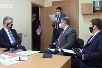 Порошенко відмовився від отримання письмового повідомлення про підозру (відео)