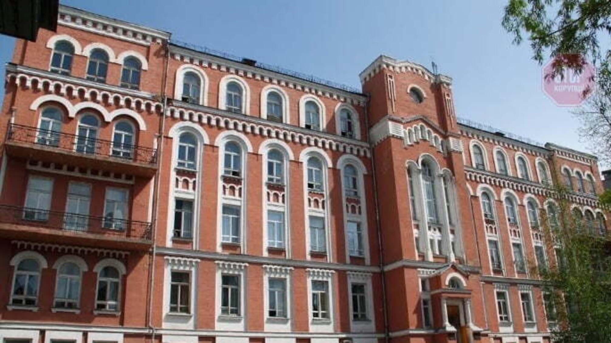 Одна зі столичних реанімацій переповнена коронавірусними пацієнтами