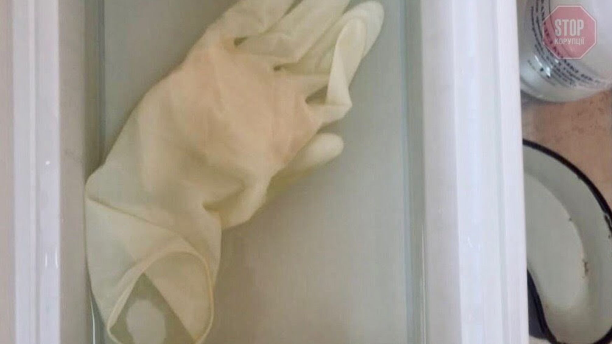 Cтало відомо, яким способом в Україні найчастіше передається коронавірус