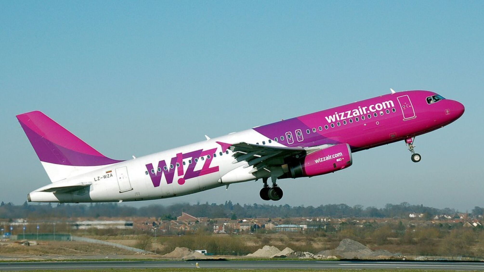 Авіакомпанія 'Wizz Air' відкриє 5 рейсів з України