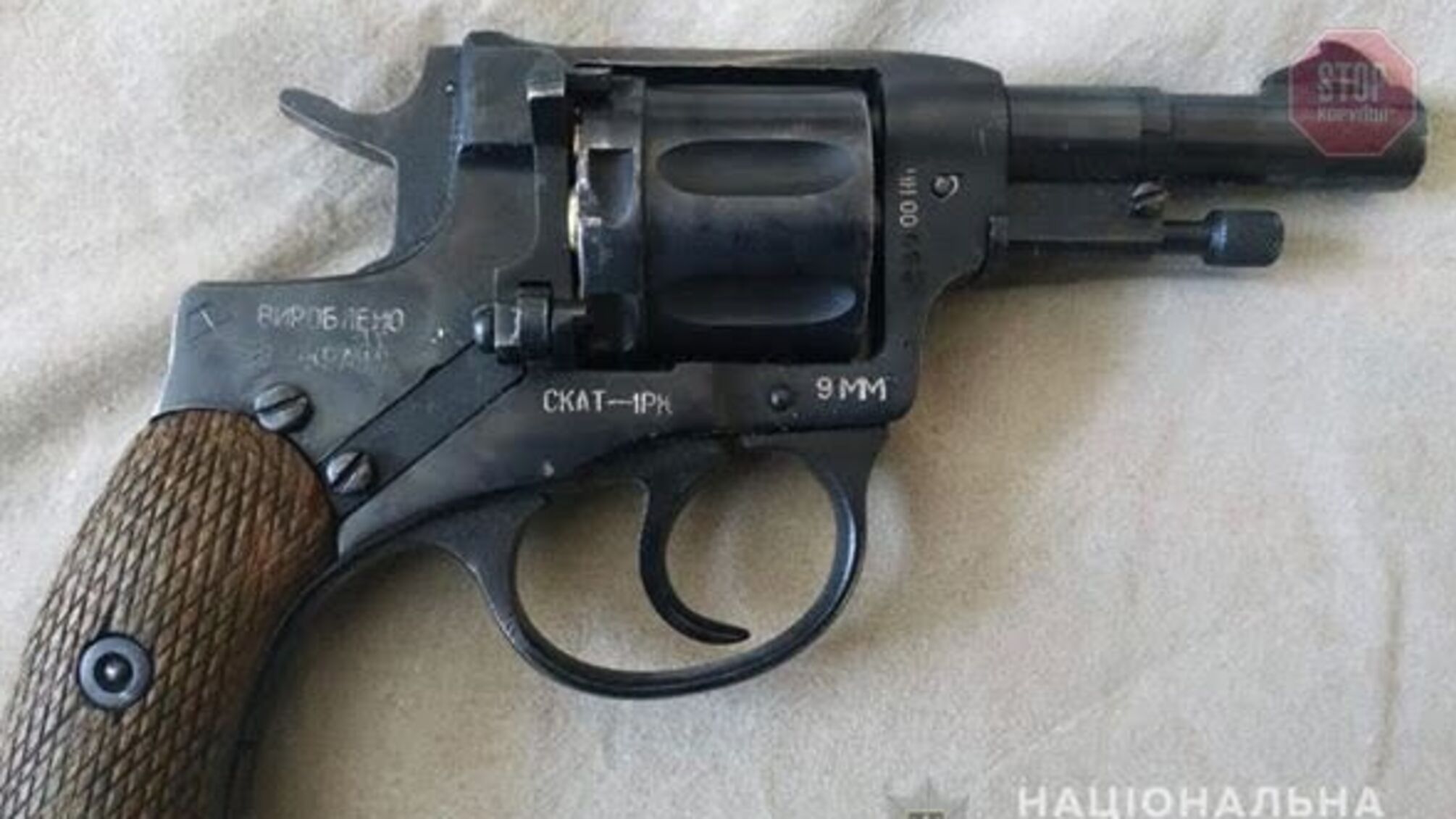 На Київщині чоловік відкрив стрілянину по людях