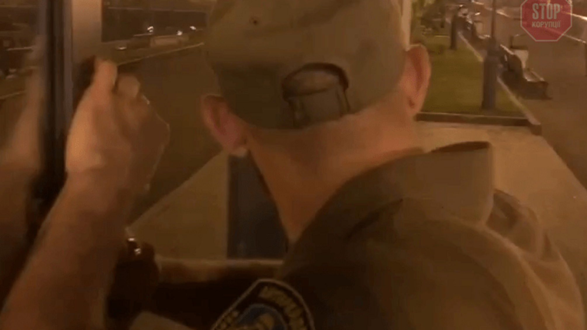 У Харкові охоронці парку жорстоко побили чоловіка (відео 18+)