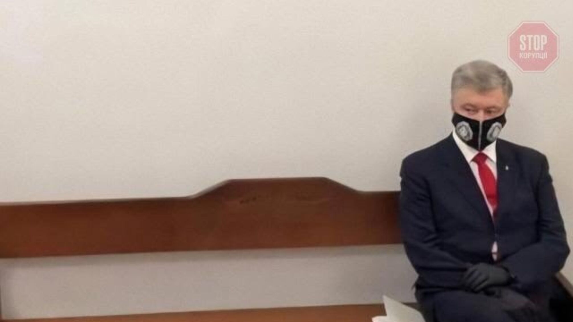 Прокурори проситимуть арешту для Порошенка у справі Семочка