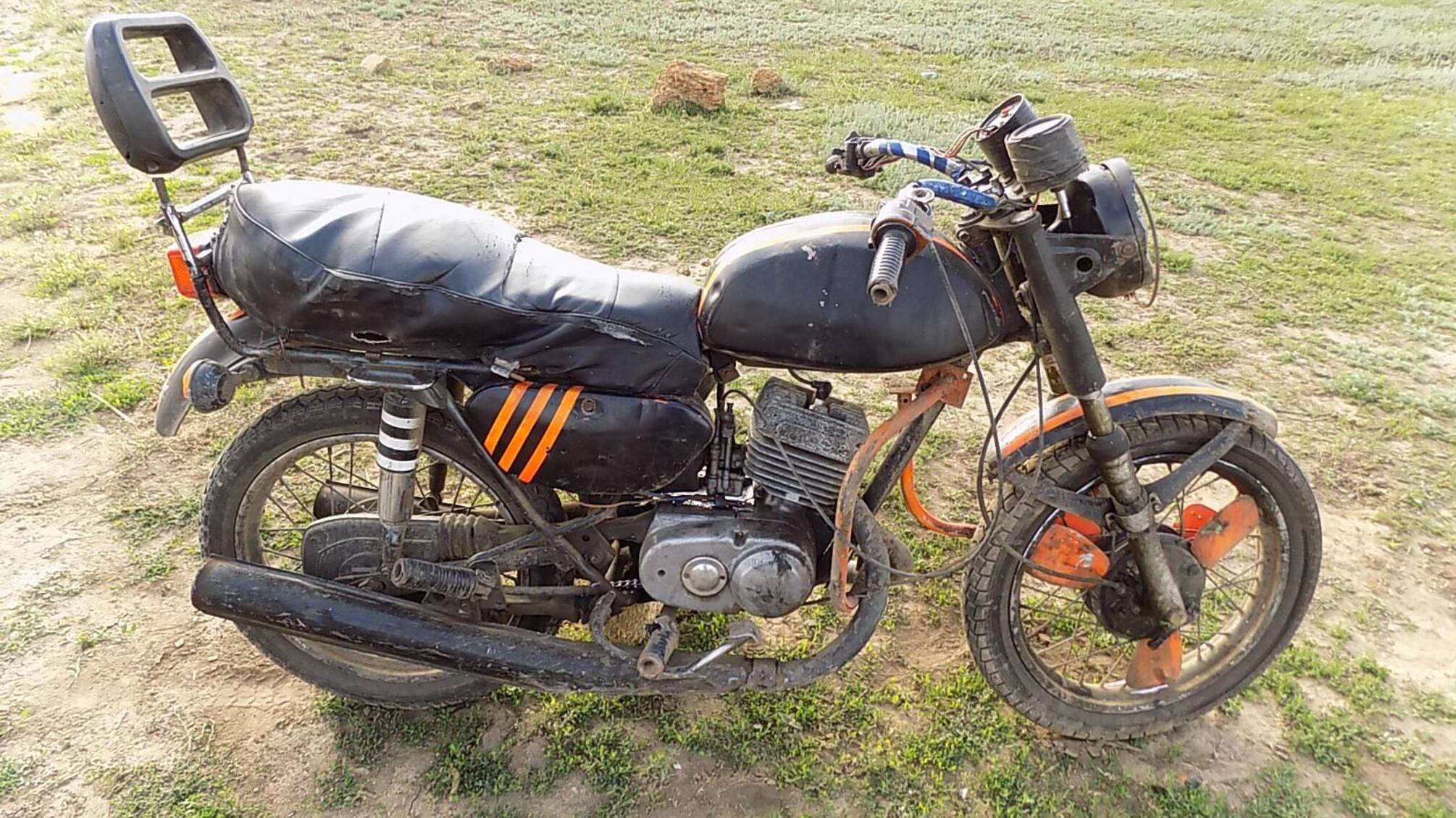 Саратські поліцейські розшукали викрадений у жителя району мотоцикл
