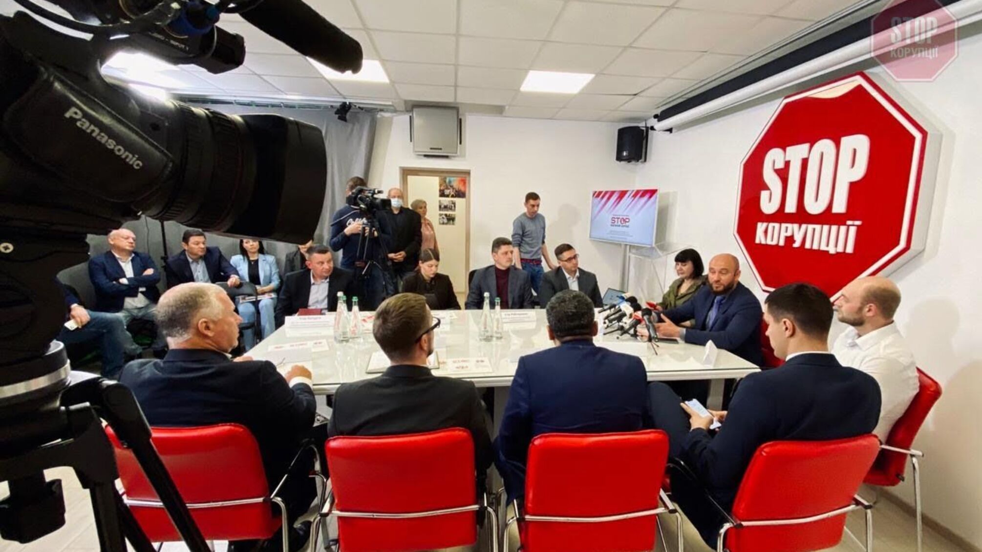 Влада не відмовилася від плану Б – перенесення місцевих виборів, – Рейтерович