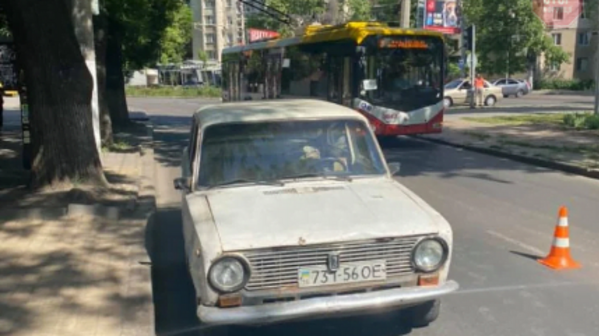 В Одесі іноземець без прав збив чотирьох дітей на переході (фото)