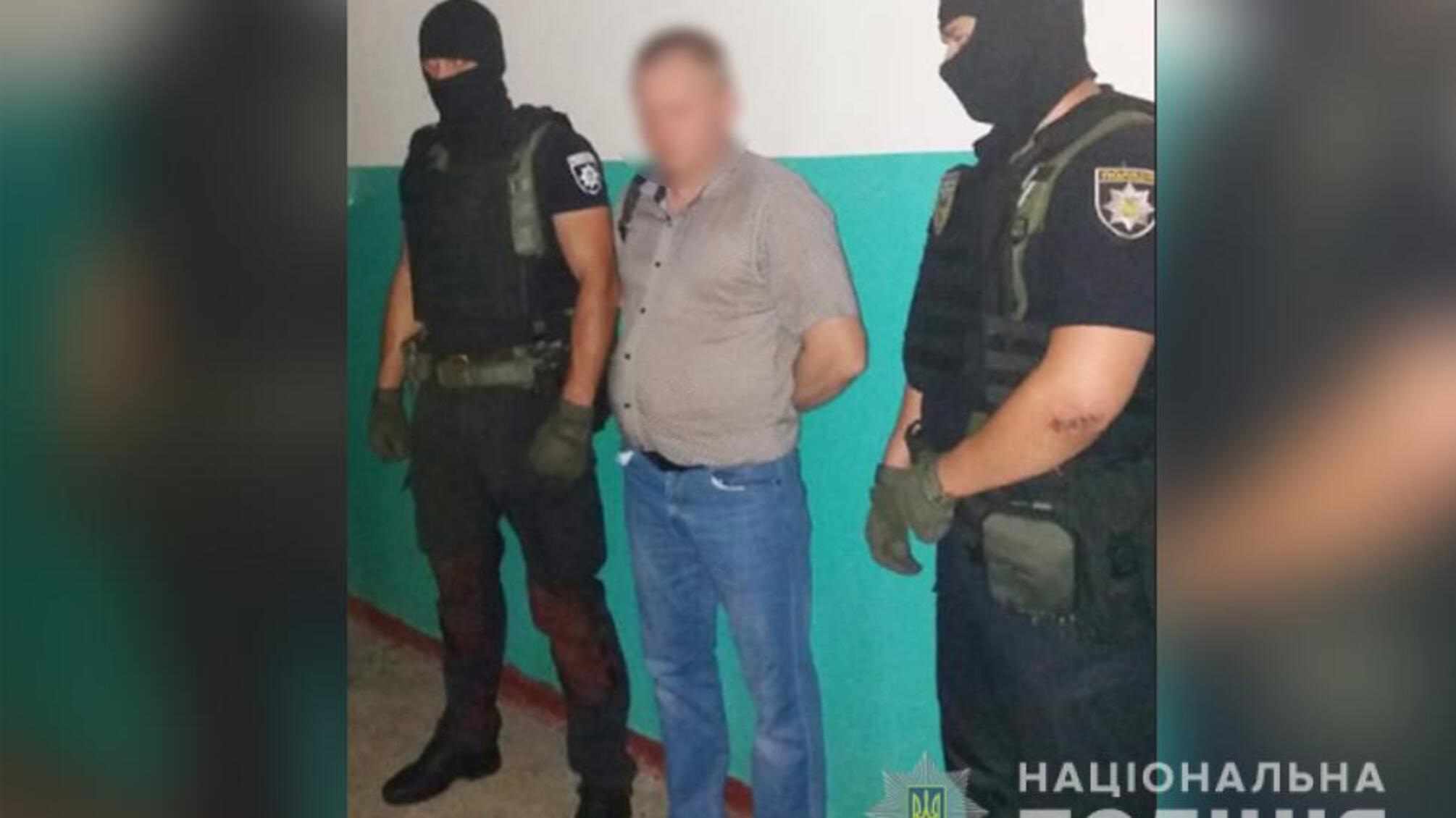 На Черкащині поліцейські вилучилиу наркоділків заборонених речовин на понад 400 тисяч гривень
