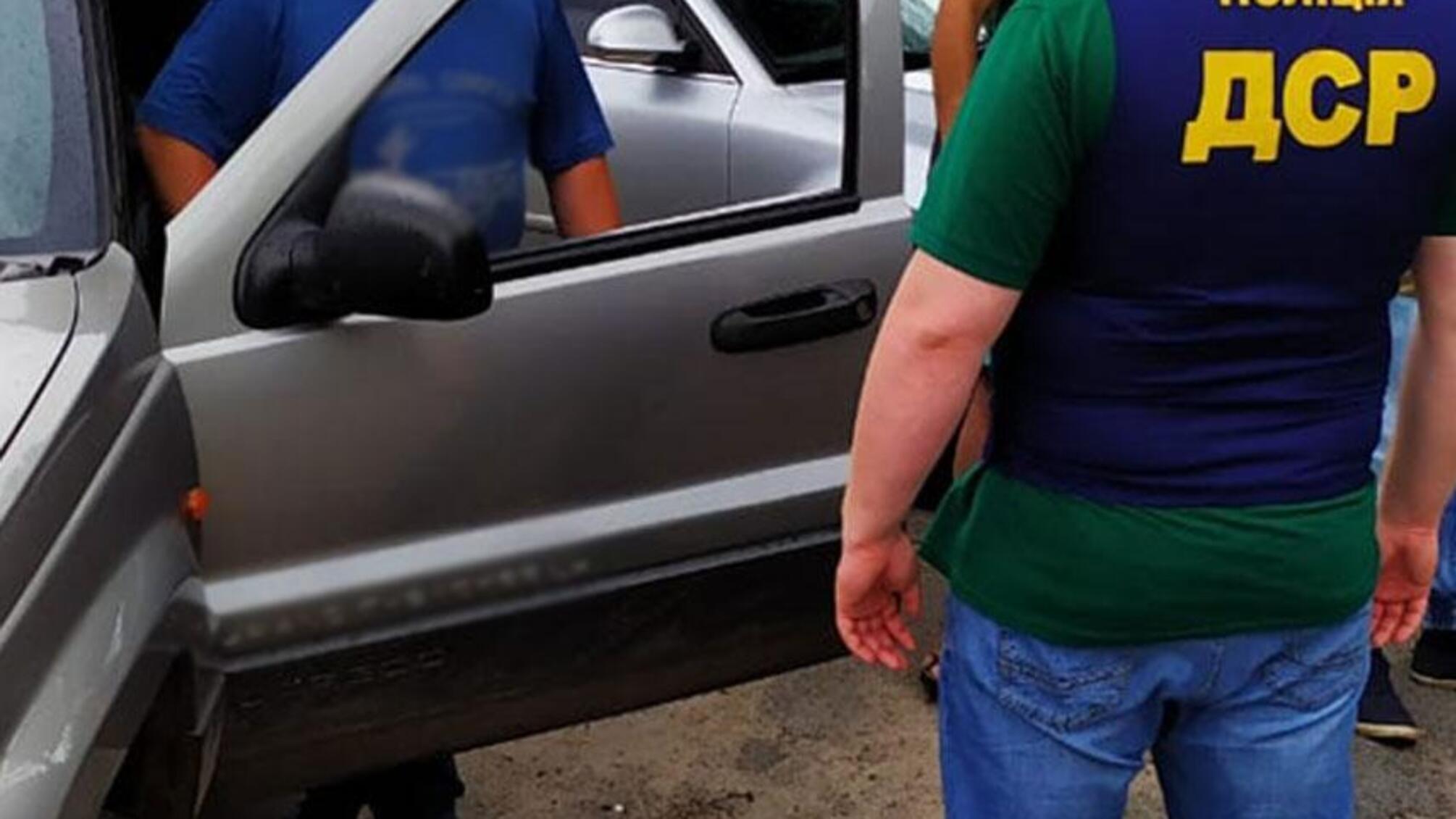 Поліція викрила двох начальників філій облавтодору в одержанні неправомірної вигоди