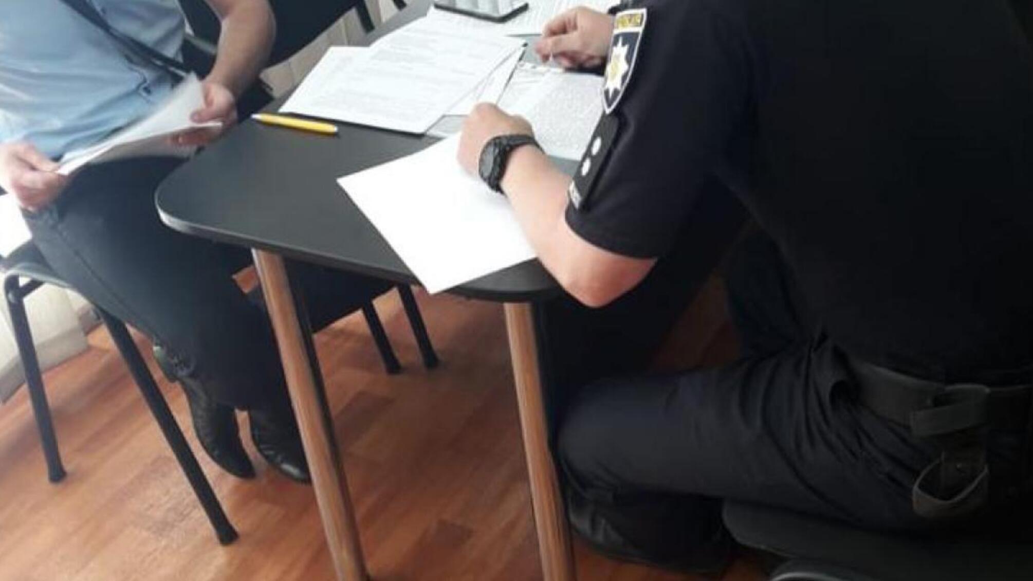 Побиття водія патрульним - ДБР повідомило про підозру правоохоронцю
