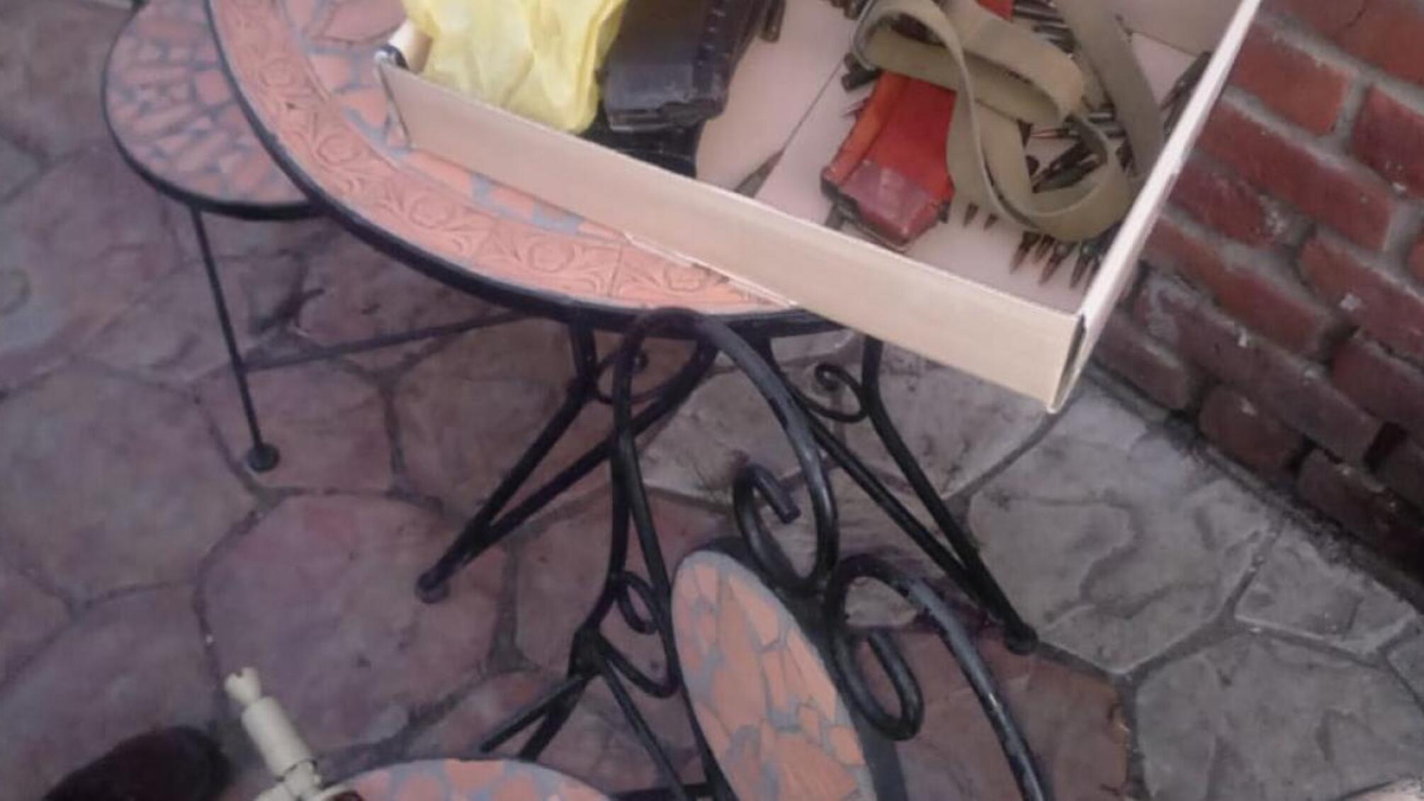 ДБР затримало працівника СБУ під час збуту боєприпасів